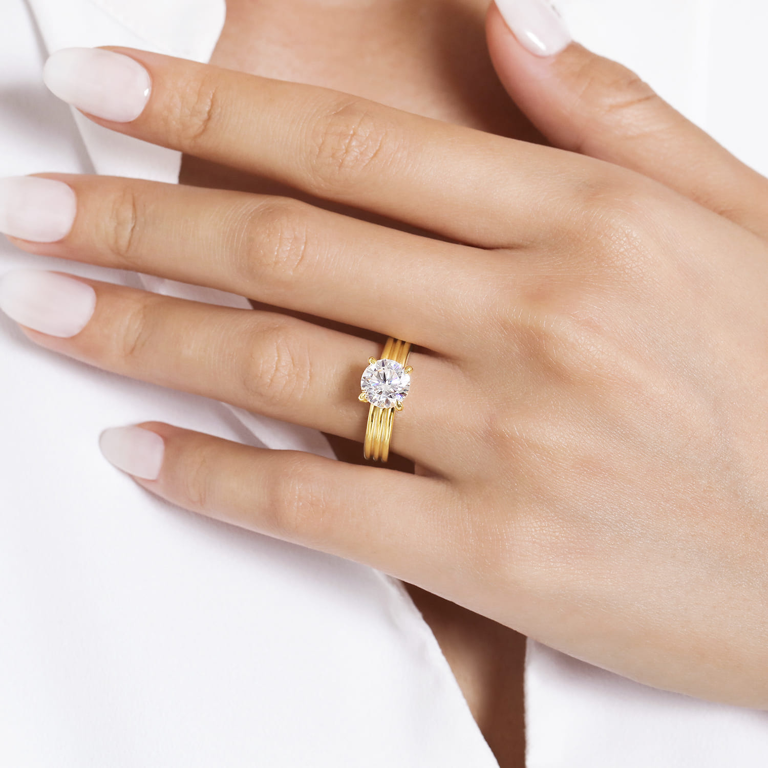 Sela - 14K Yellow Gold Round Diamond Engagement Ring - 0.07 ct - Shot 6