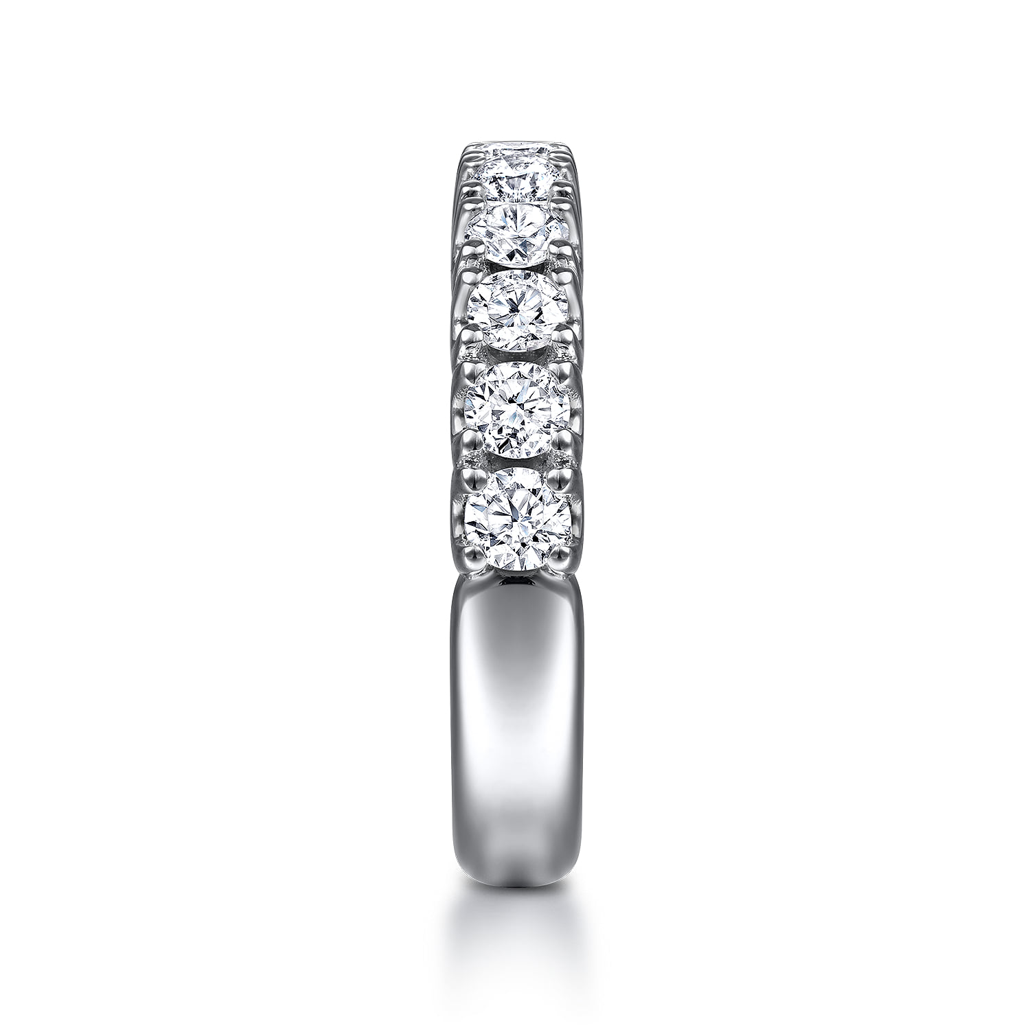 12 Stone Diamond Wedding Band in 14K White Gold, photograph 4