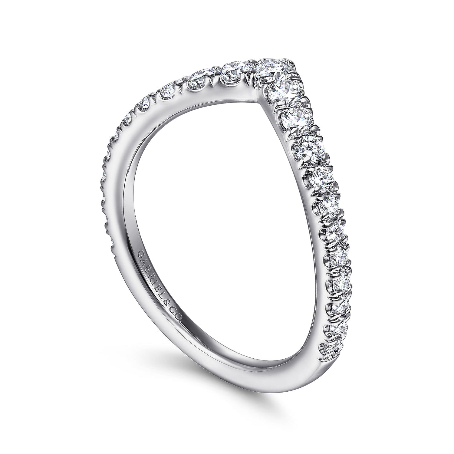 Curved V Diamond Wedding Band in 14K White Gold, photograph 3