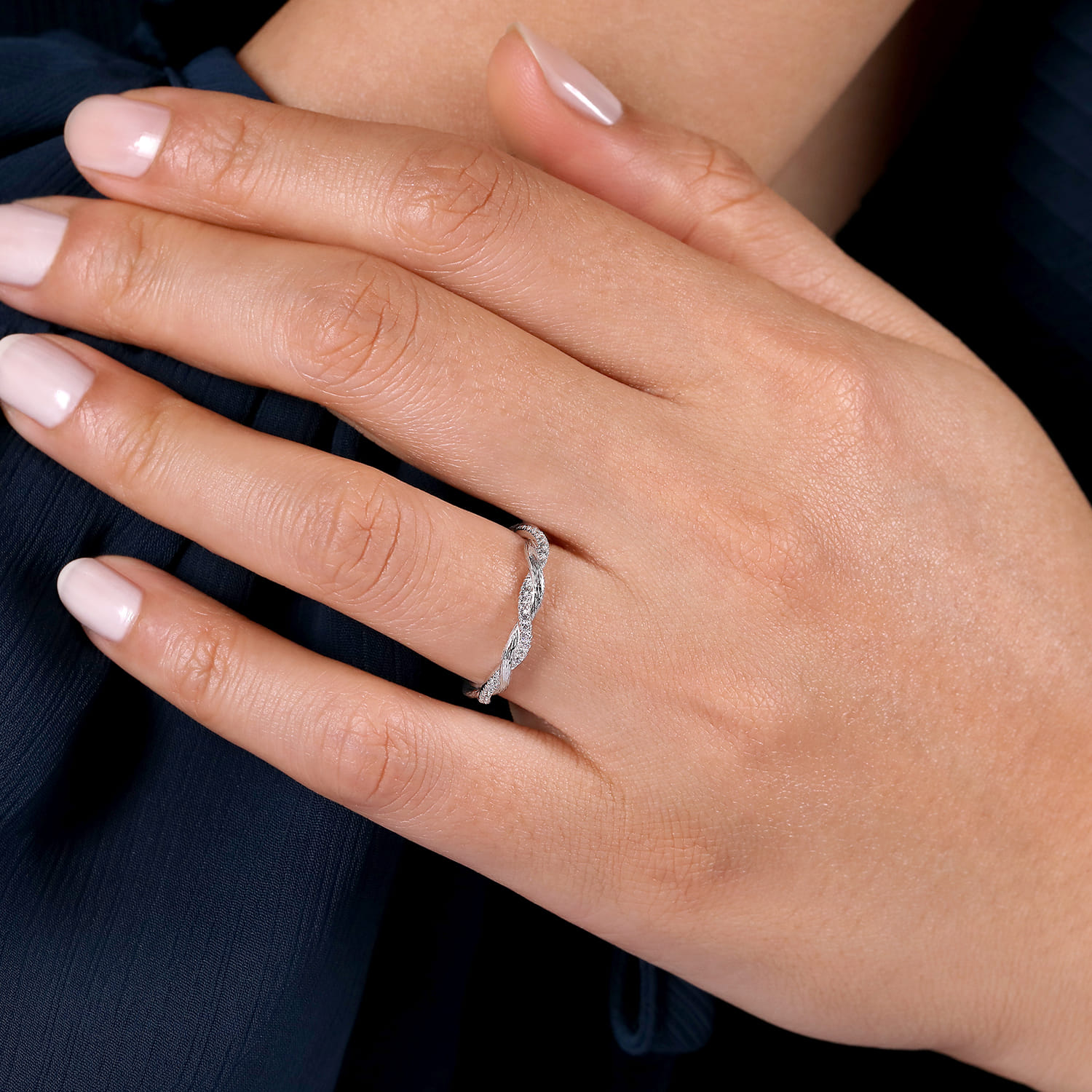 Twisted-Diamond Anniversary Band in 14K White Gold, photograph 5