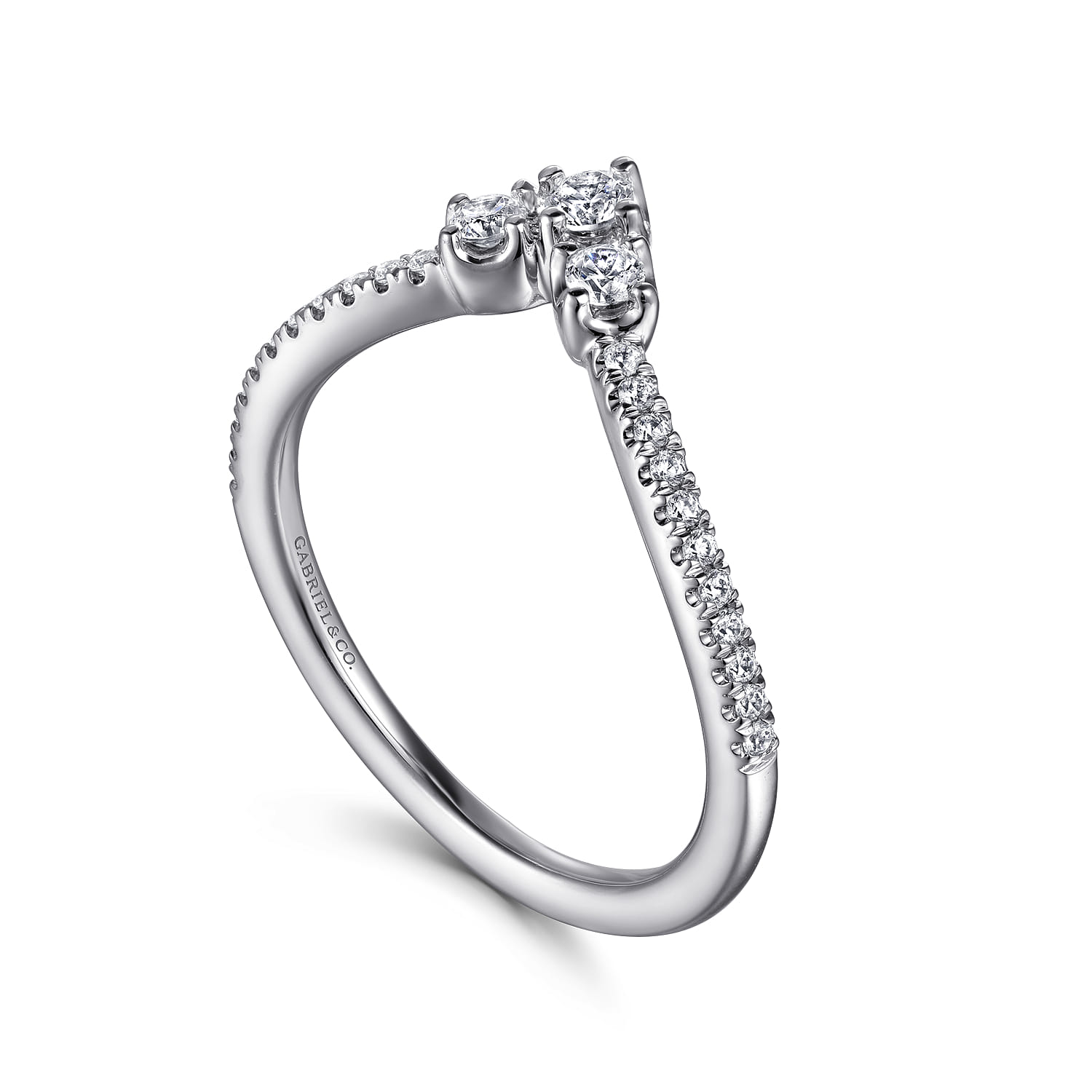 Curved-Diamond Anniversary Band in 14K White Gold, photograph 3