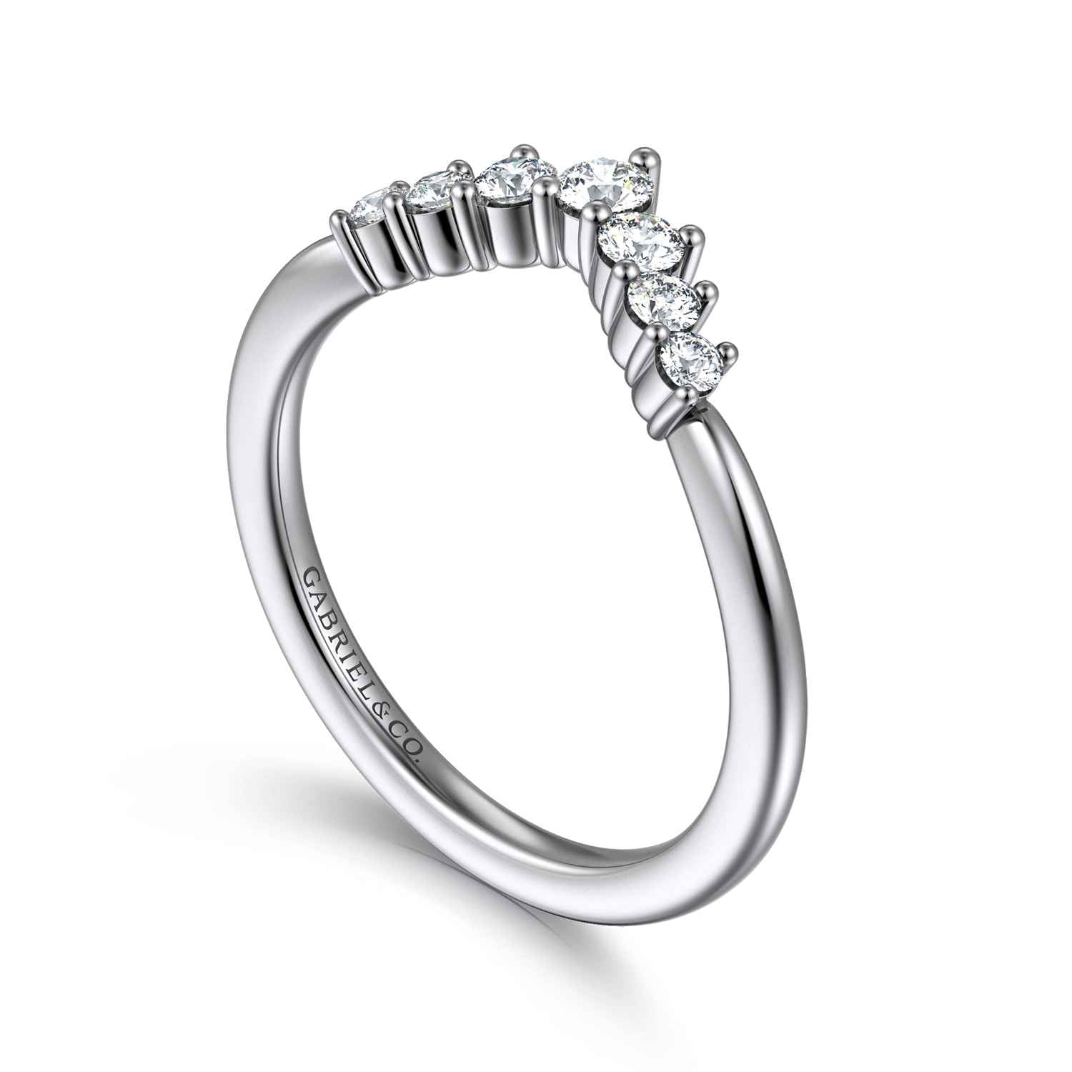 Curved-Diamond Anniversary Band in Platinum, photograph 3