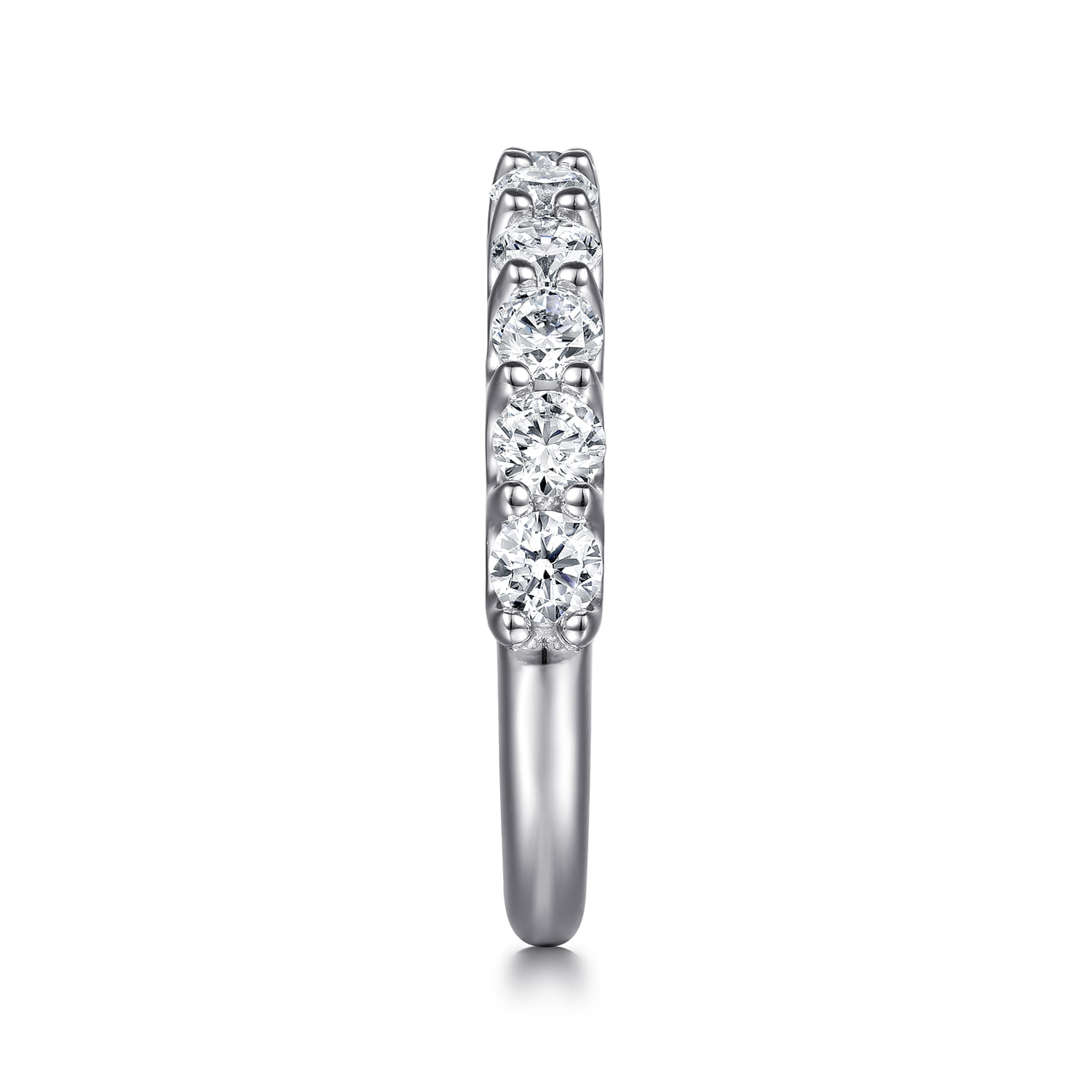 Scallop Setting Diamond Wedding Band in 14K White Gold, photograph 4