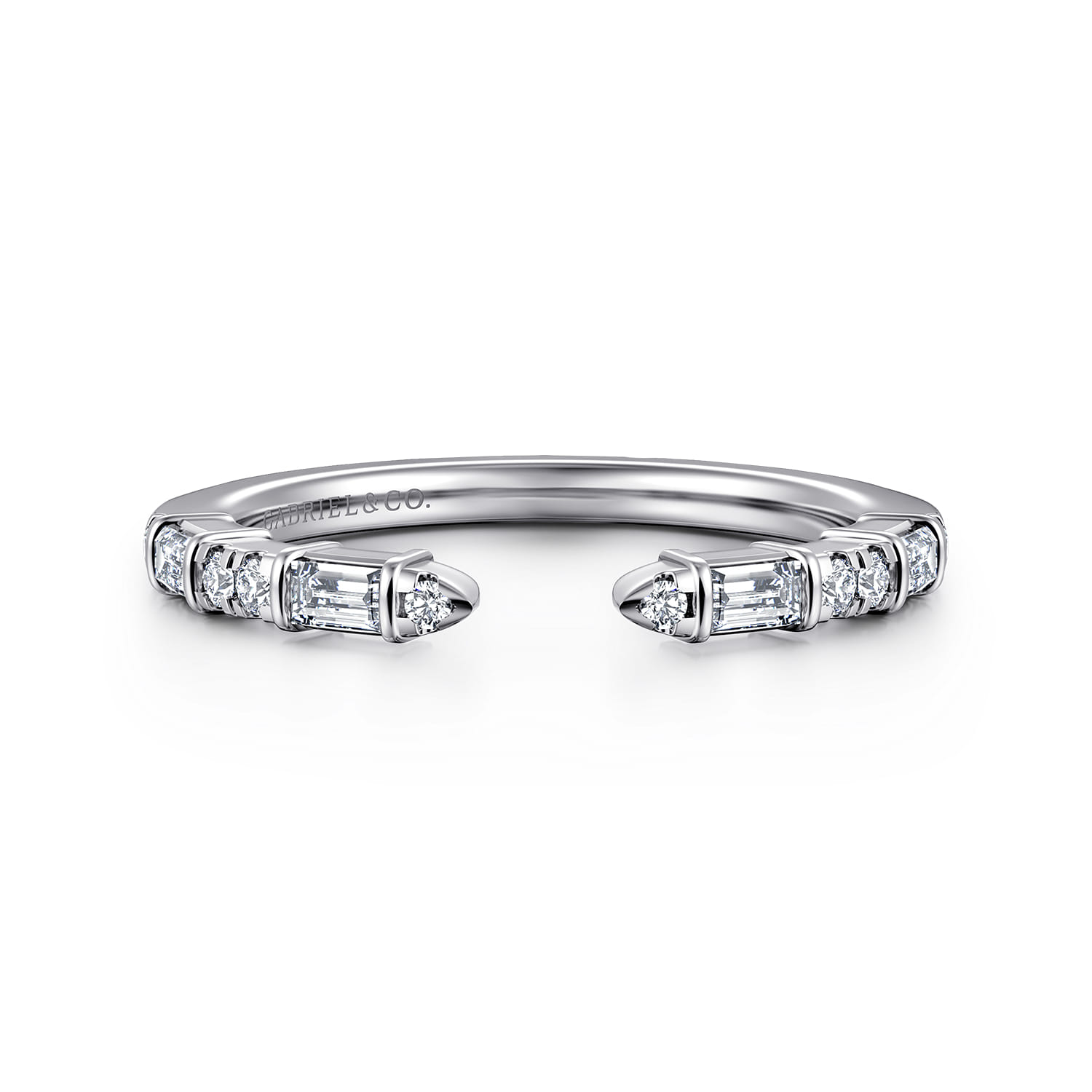 Bar Set baguette and U Setting Diamond Open Anniversary Band