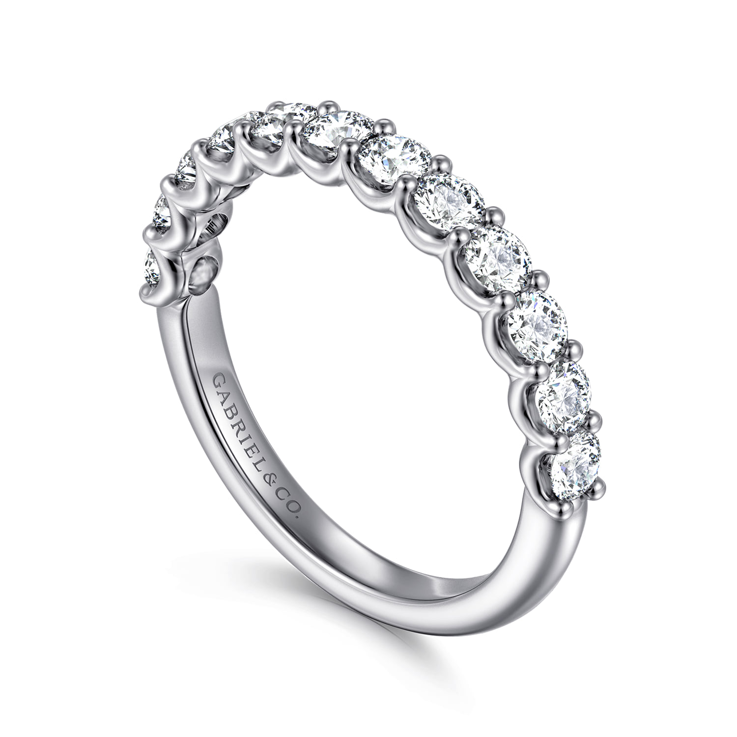 Scallop Setting Diamond Wedding Band in 14K White Gold, photograph 3
