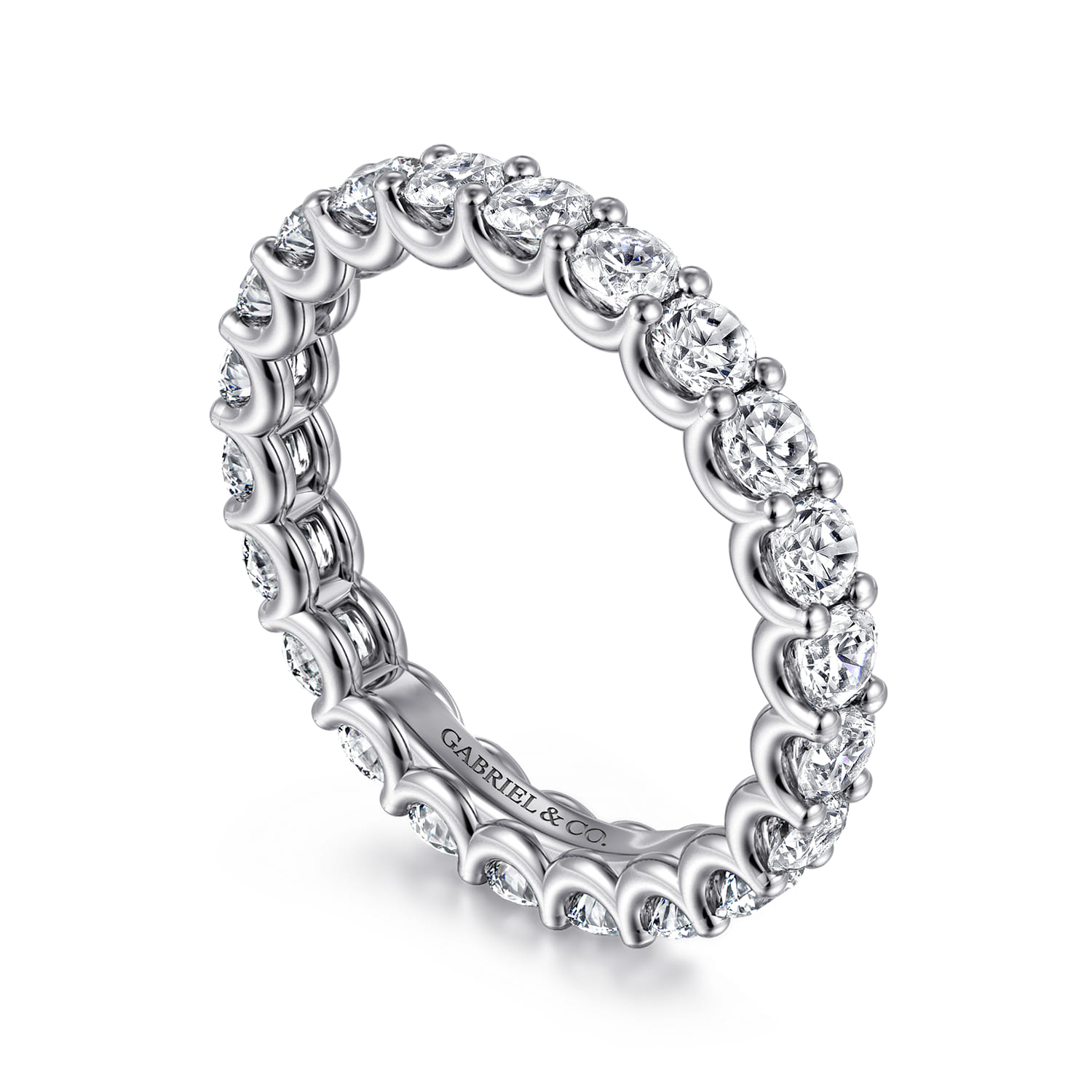 Scallop Setting Diamond Eternity Band in 14K White Gold, photograph 3
