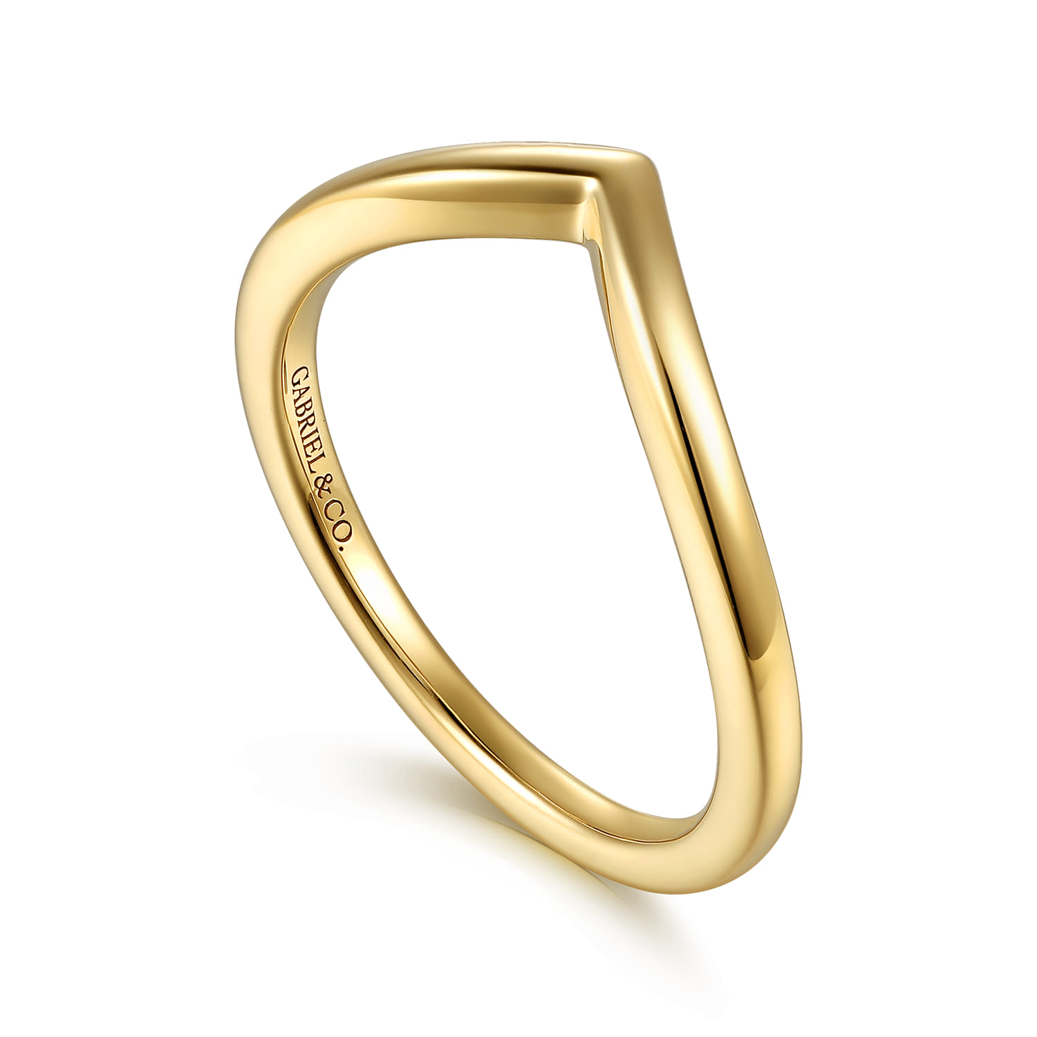 Chevron Anniversary Band in 14K Yellow Gold, photograph 3