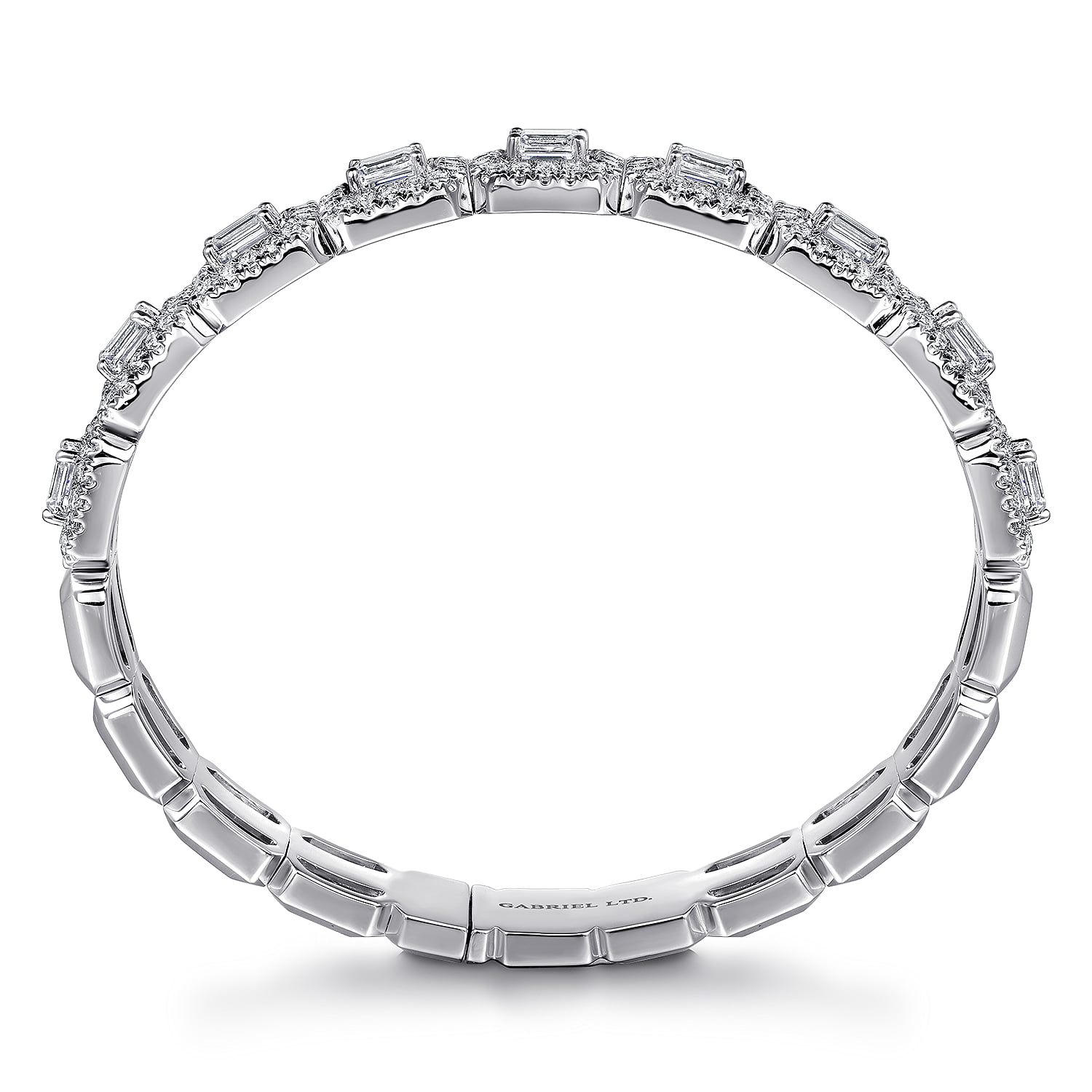 Diamond Bangle in 18K White Gold, photograph 3