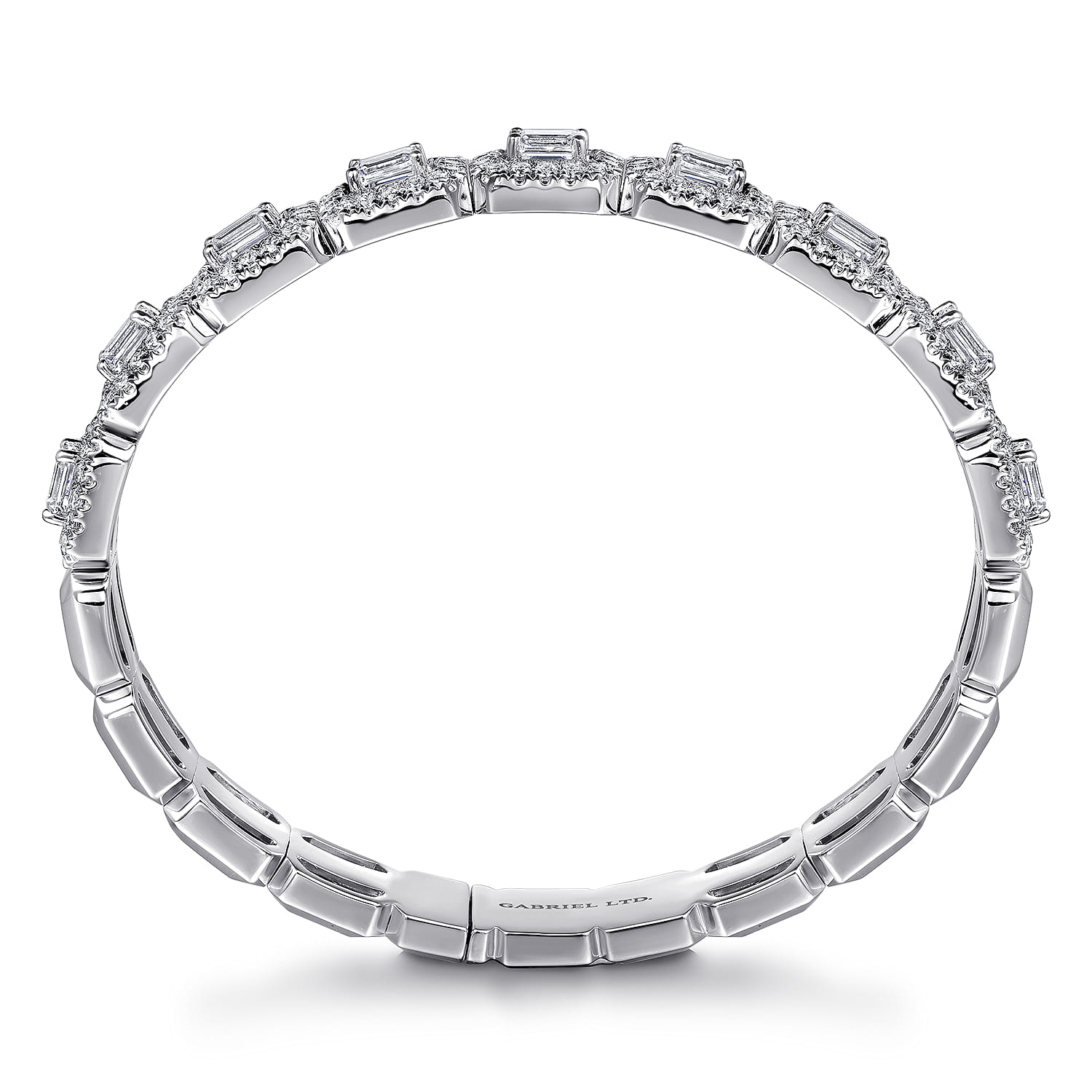 Diamond Bangle in 18K White Gold, photograph 3