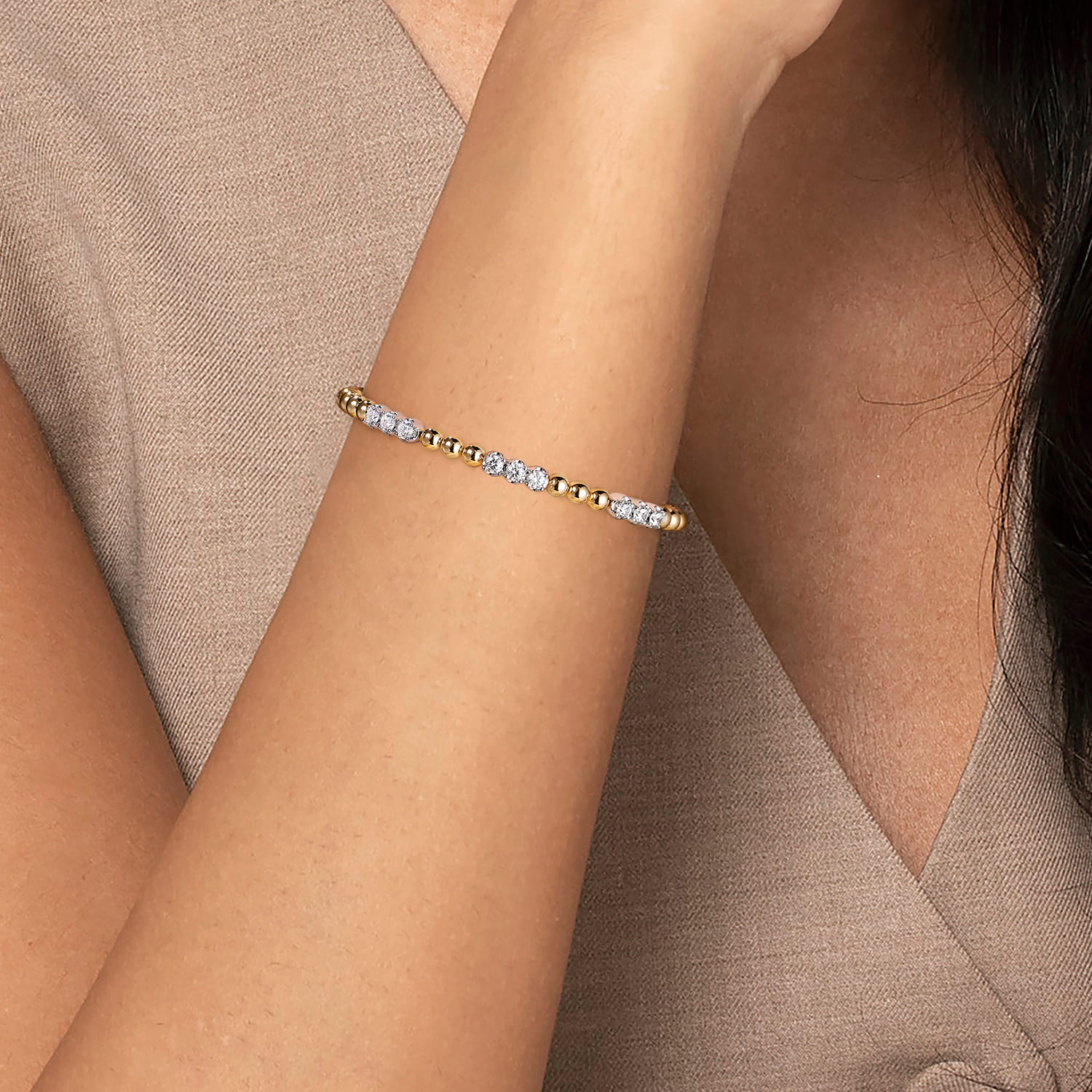 Diamond Bangle in 14K White/Yellow Gold, photograph 4