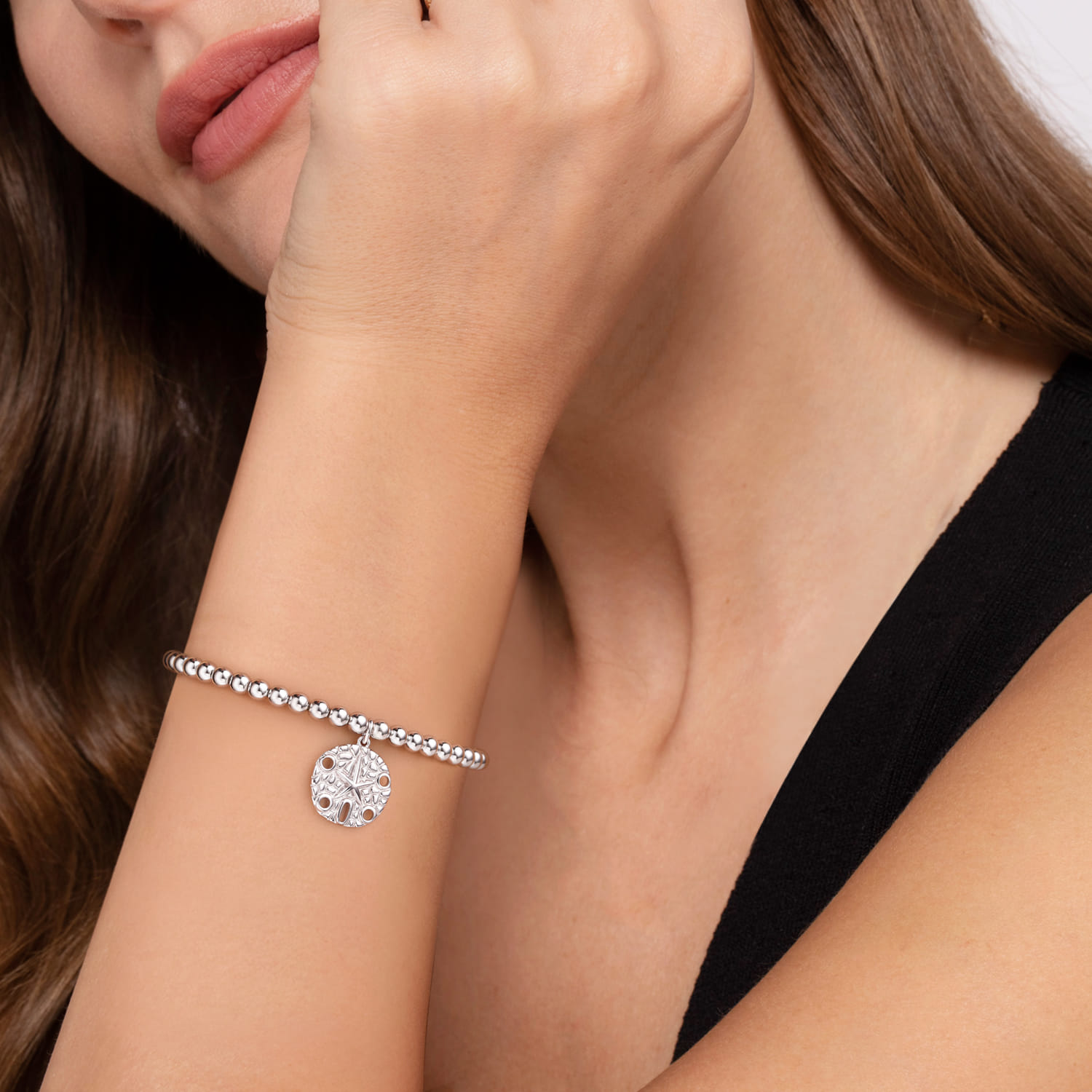 Bujukan Beaded Sand Dollar Charm Bangle Bracelet in Sterling Silver, photograph 4