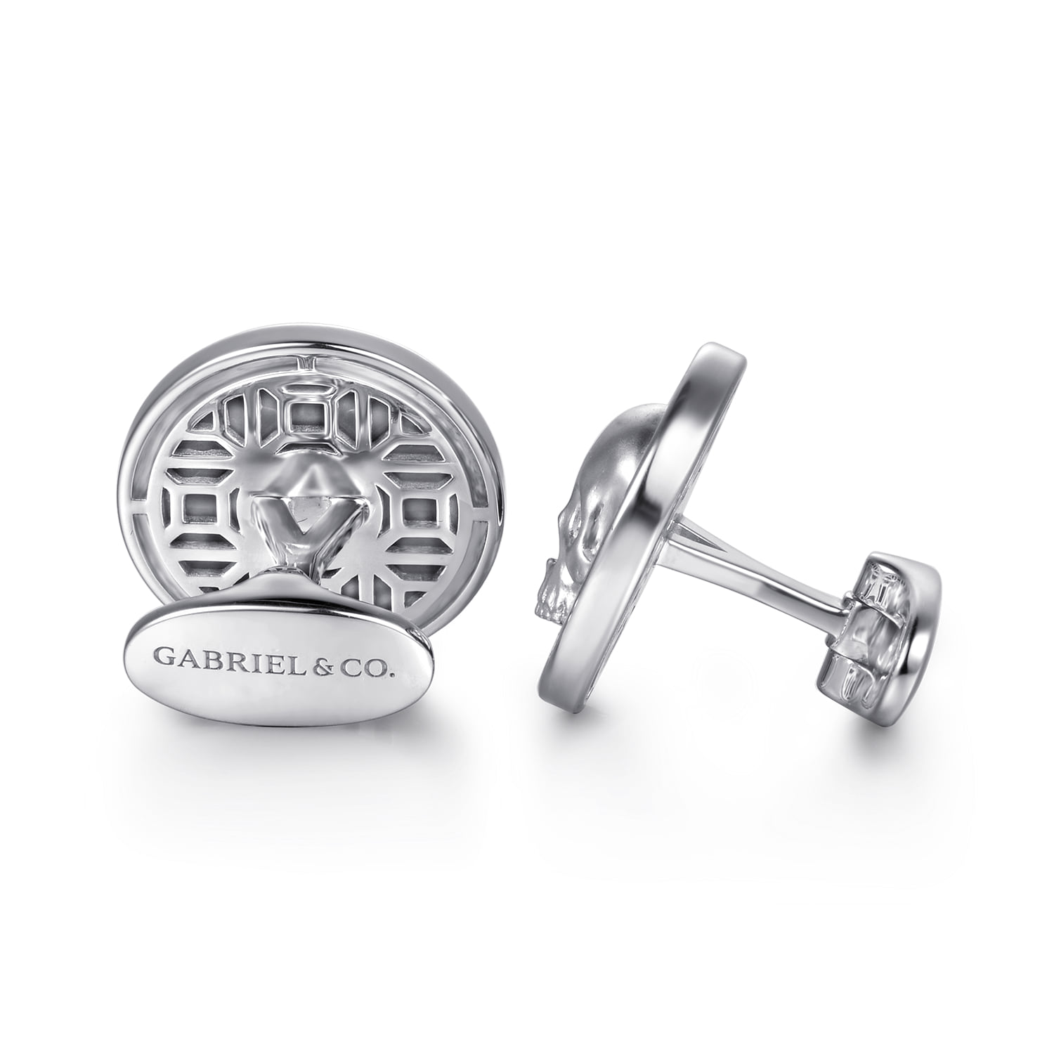 Skull Round Cufflinks with Onyx in Sterling Silver, photograph 2