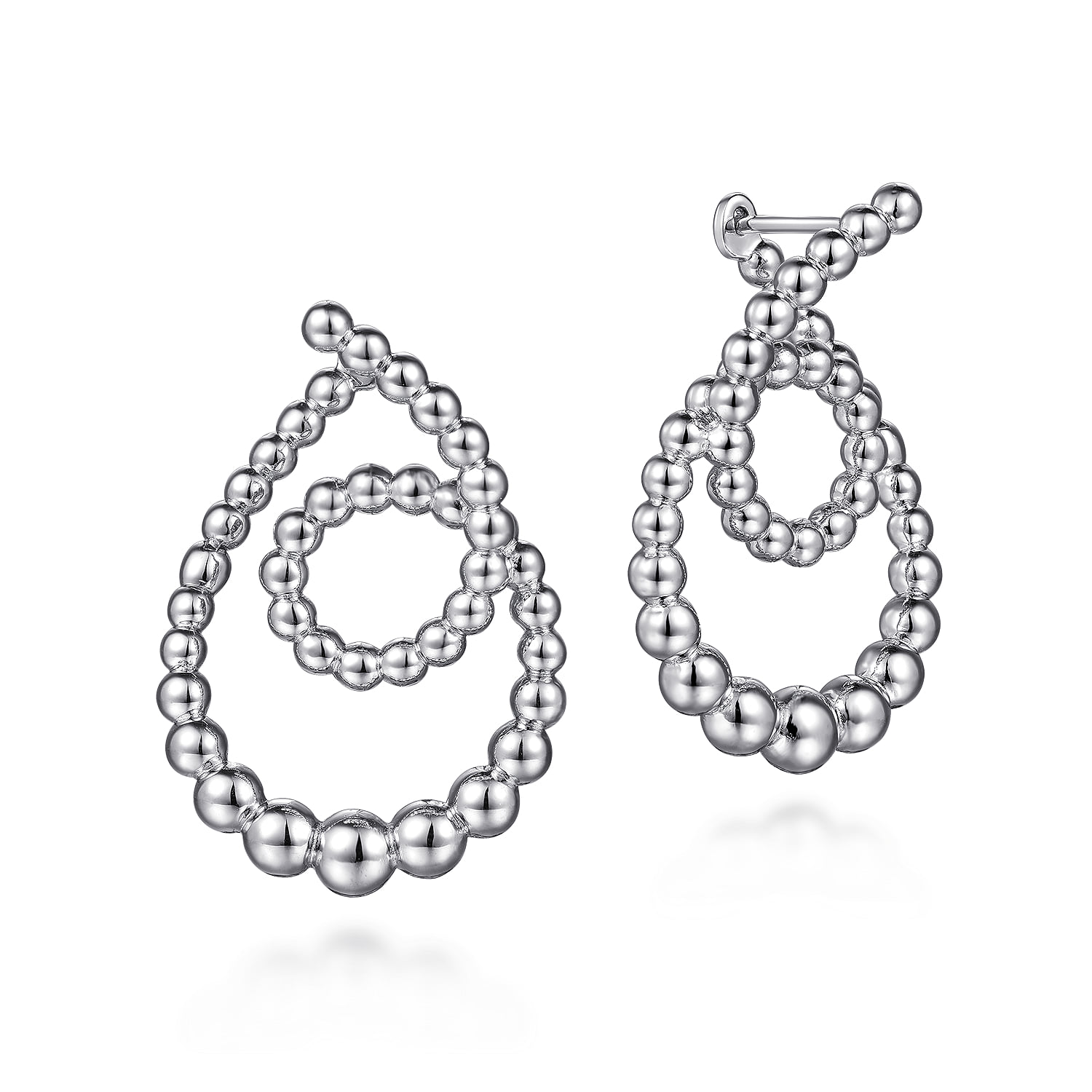 Bujukan Twisted Hoop