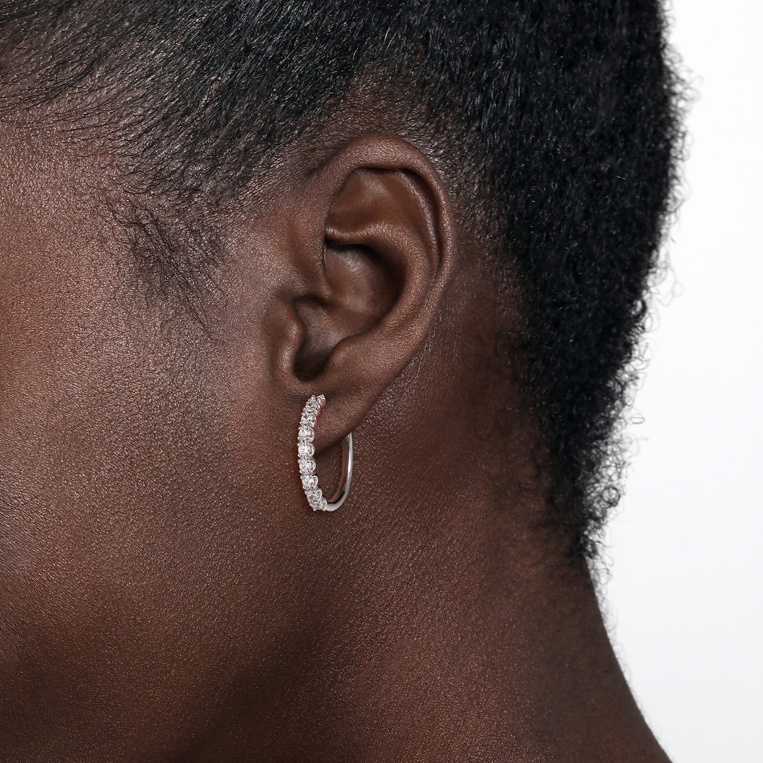 20mm Diamond Hoop Earrings in 14K White Gold, photograph 2