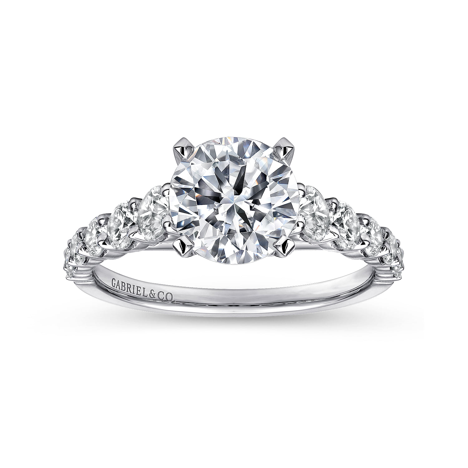 Round Diamond Engagement Ring in Platinum, photograph 5