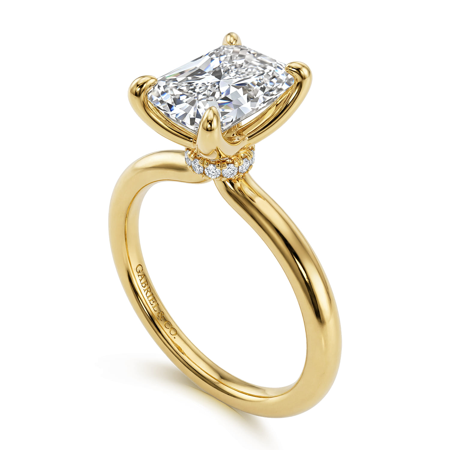 Radiant Solitaire Diamond Engagement Ring in 14K Yellow Gold, photograph 3
