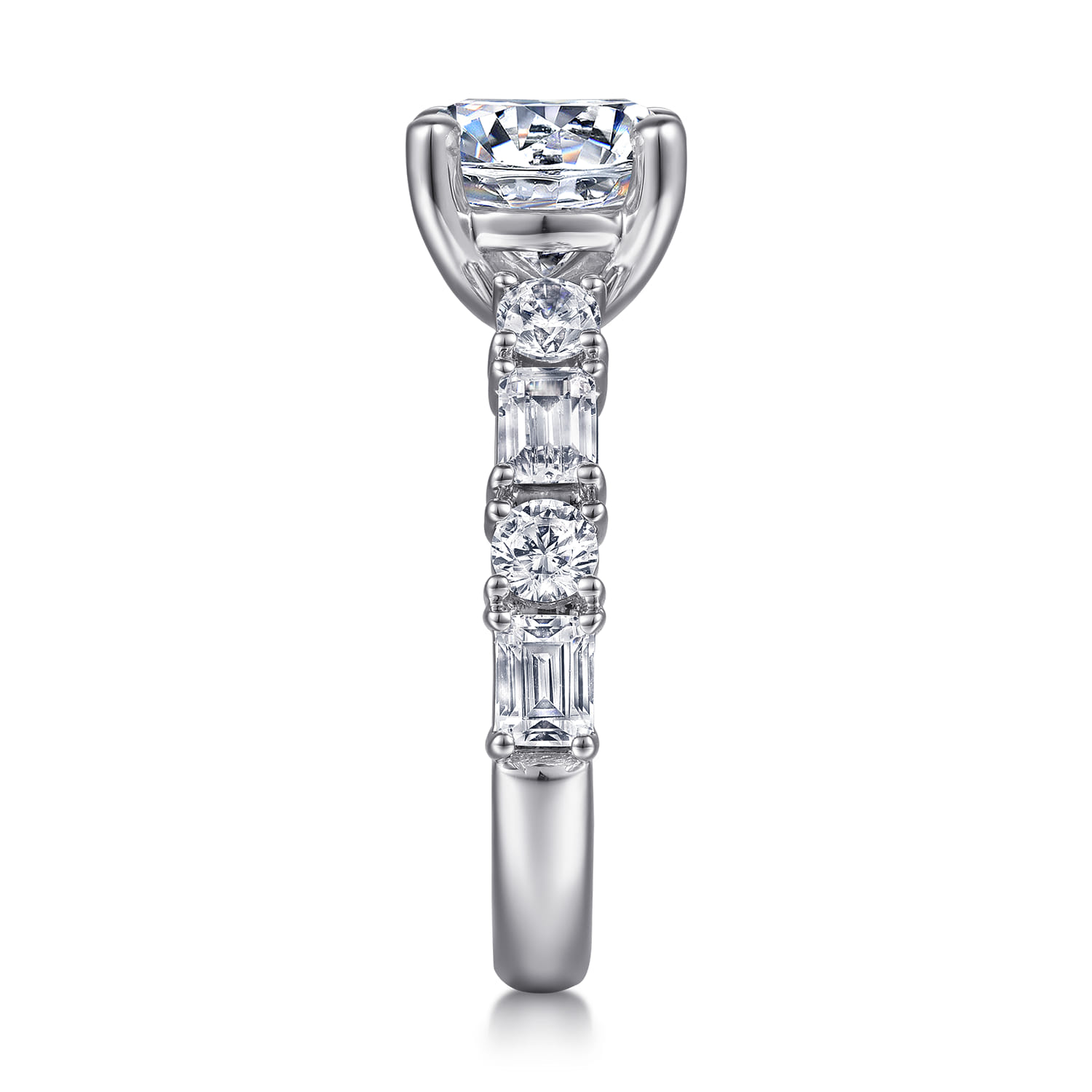 Round Diamond Engagement Ring in 14K White Gold, photograph 5