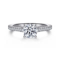 Aline - Platinum Round Diamond Engagement Ring