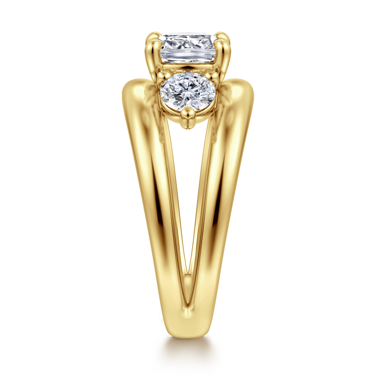 Cushion Three Stone Diamond Engagement Ring in 14K Yellow Gold, photograph 4