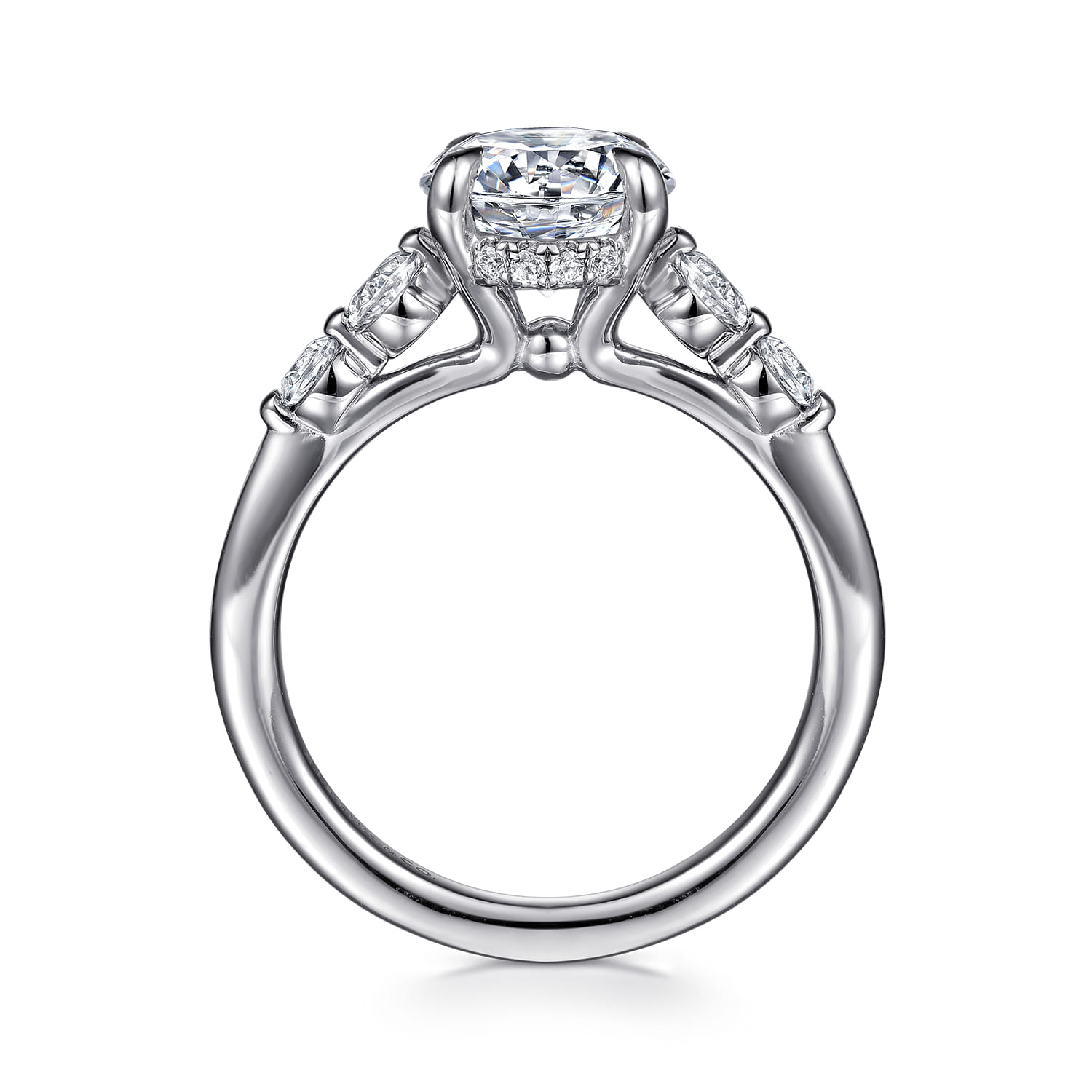Round Diamond Engagement Ring in 14K White Gold, photograph 2