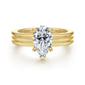 Sela - 14K Yellow Gold Pear Shape Diamond Engagement Ring
