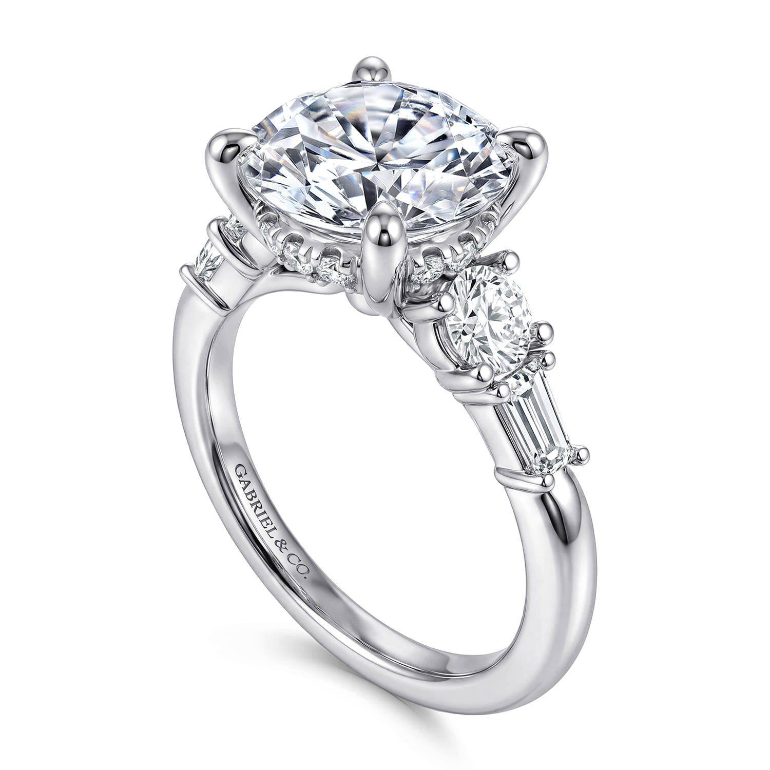 Round Diamond Engagement Ring in 14K White Gold, photograph 3