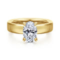 Argentina - 14K Yellow Gold Oval Diamond Engagement Ring