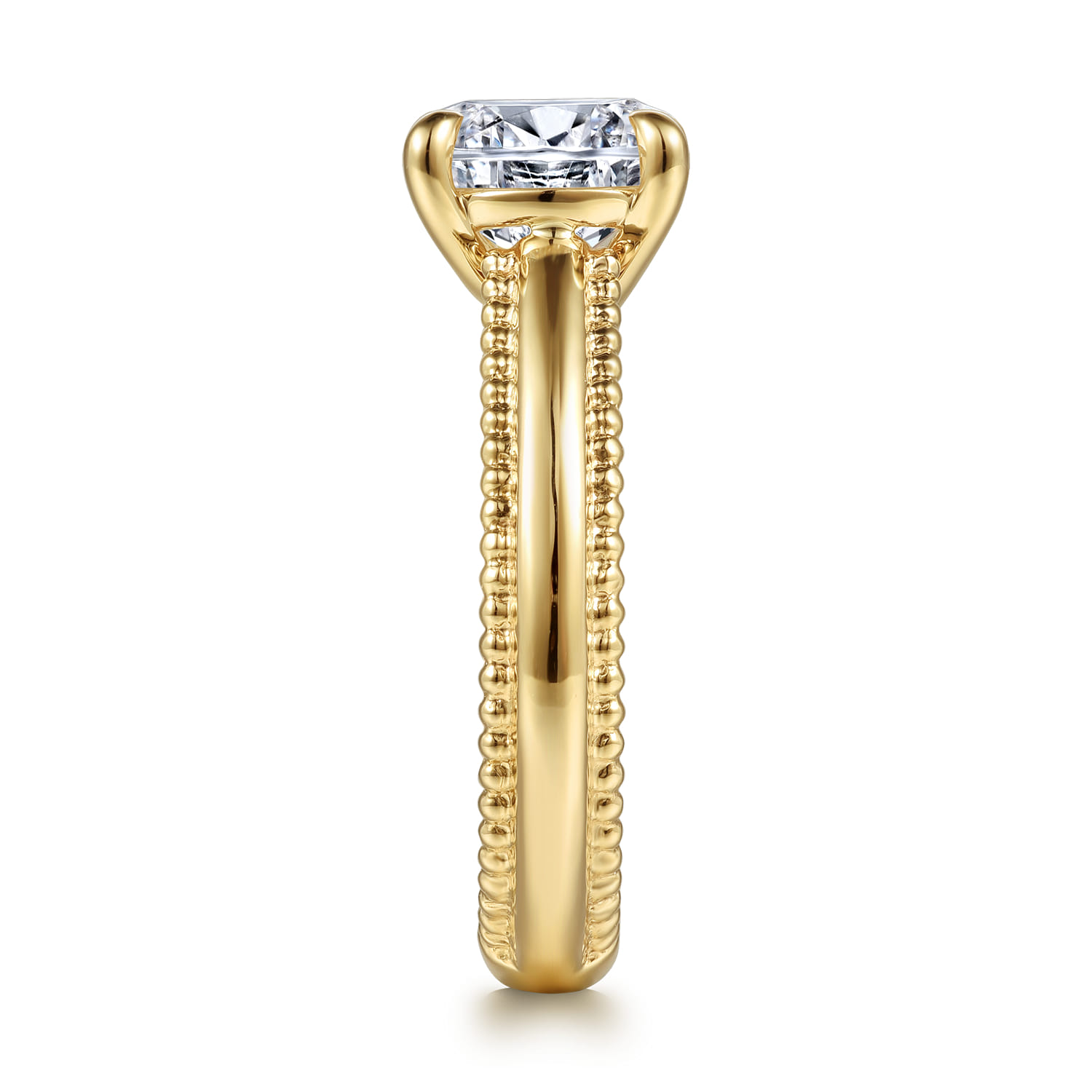 Round Diamond Engagement Ring in 14K Yellow Gold, photograph 5