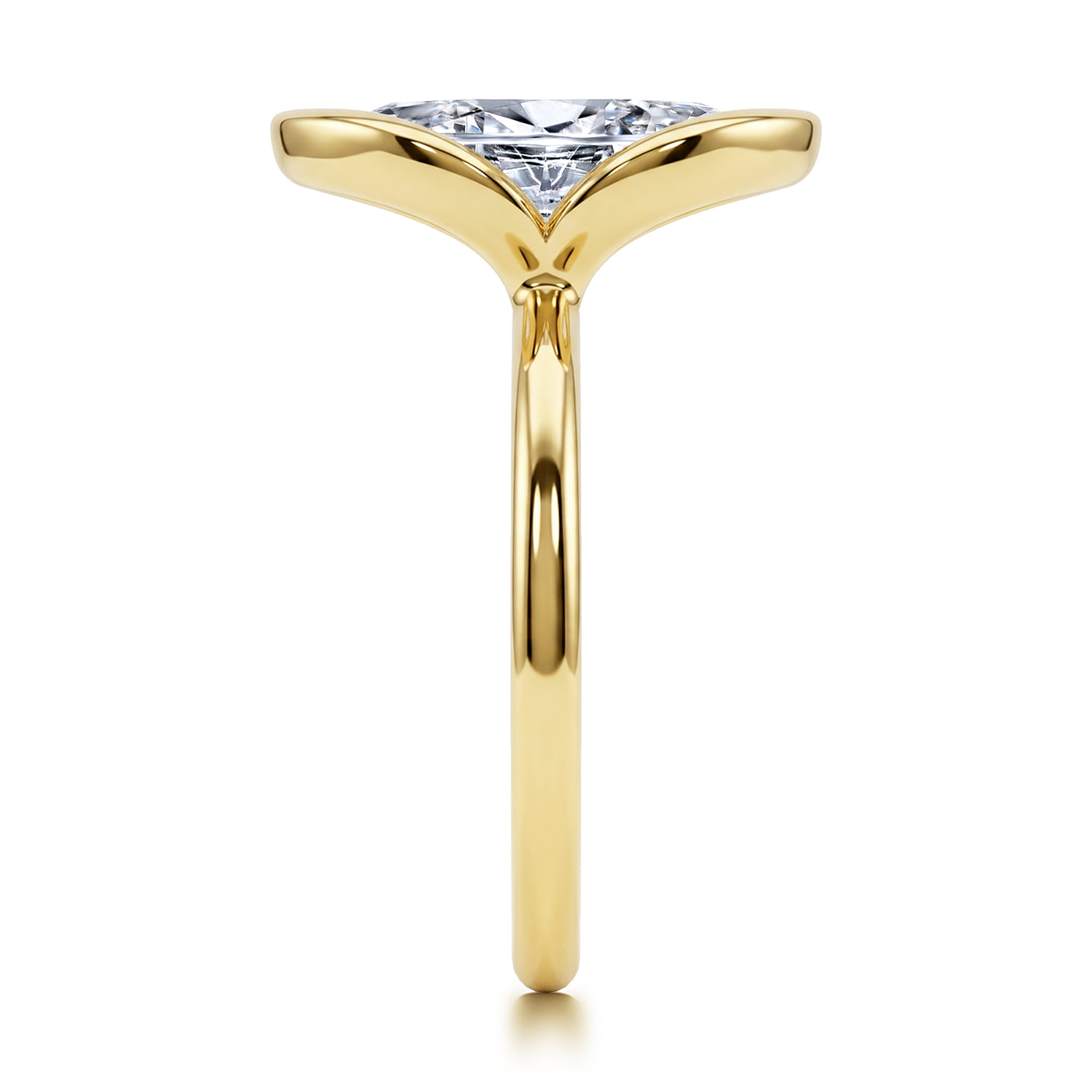 Marquise Solitaire Diamond Engagement Ring in 14K Yellow Gold, photograph 4