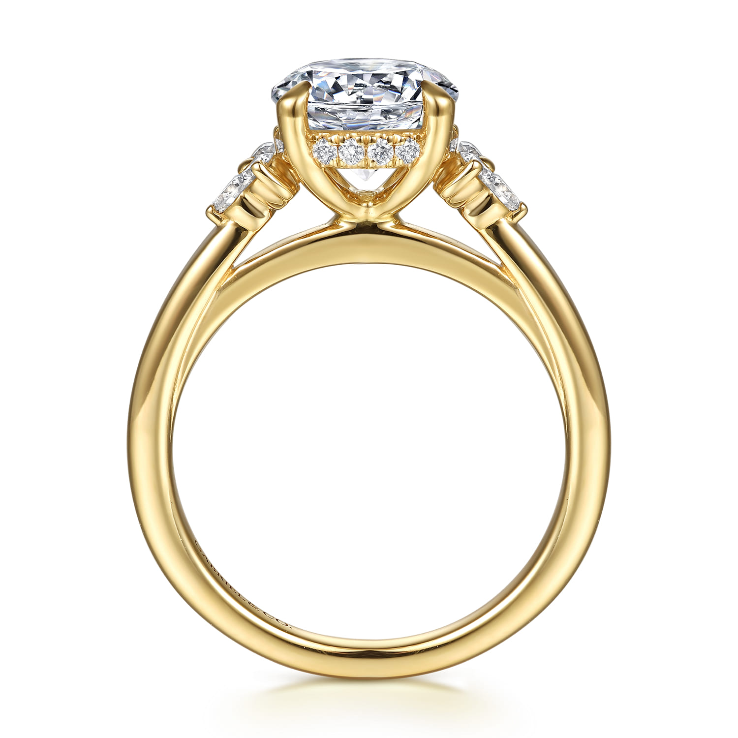 Round Diamond Engagement Ring in 14K Yellow Gold, photograph 2