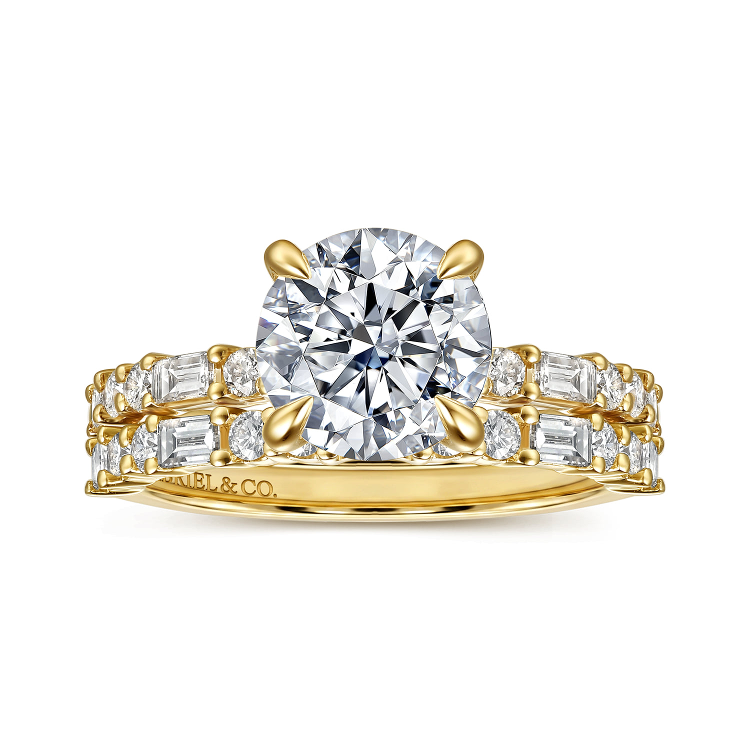 Round Diamond Engagement Ring in 14K Yellow Gold, photograph 4