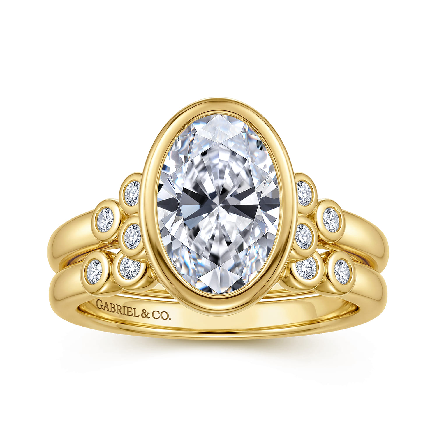 Oval Diamond Engagement Ring in 14K Yellow Gold, photograph 4