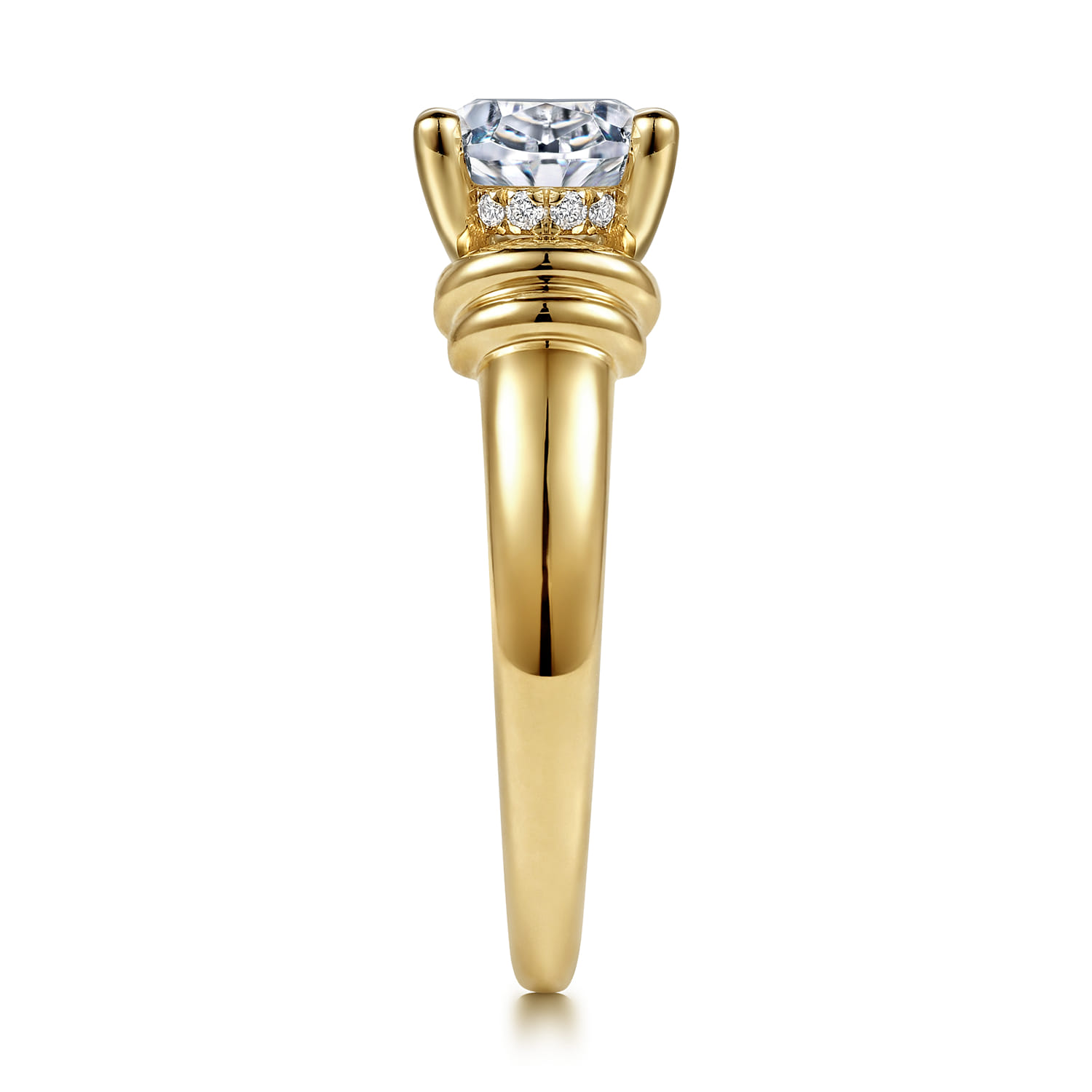 Oval Diamond Engagement Ring in 14K Yellow Gold, photograph 5