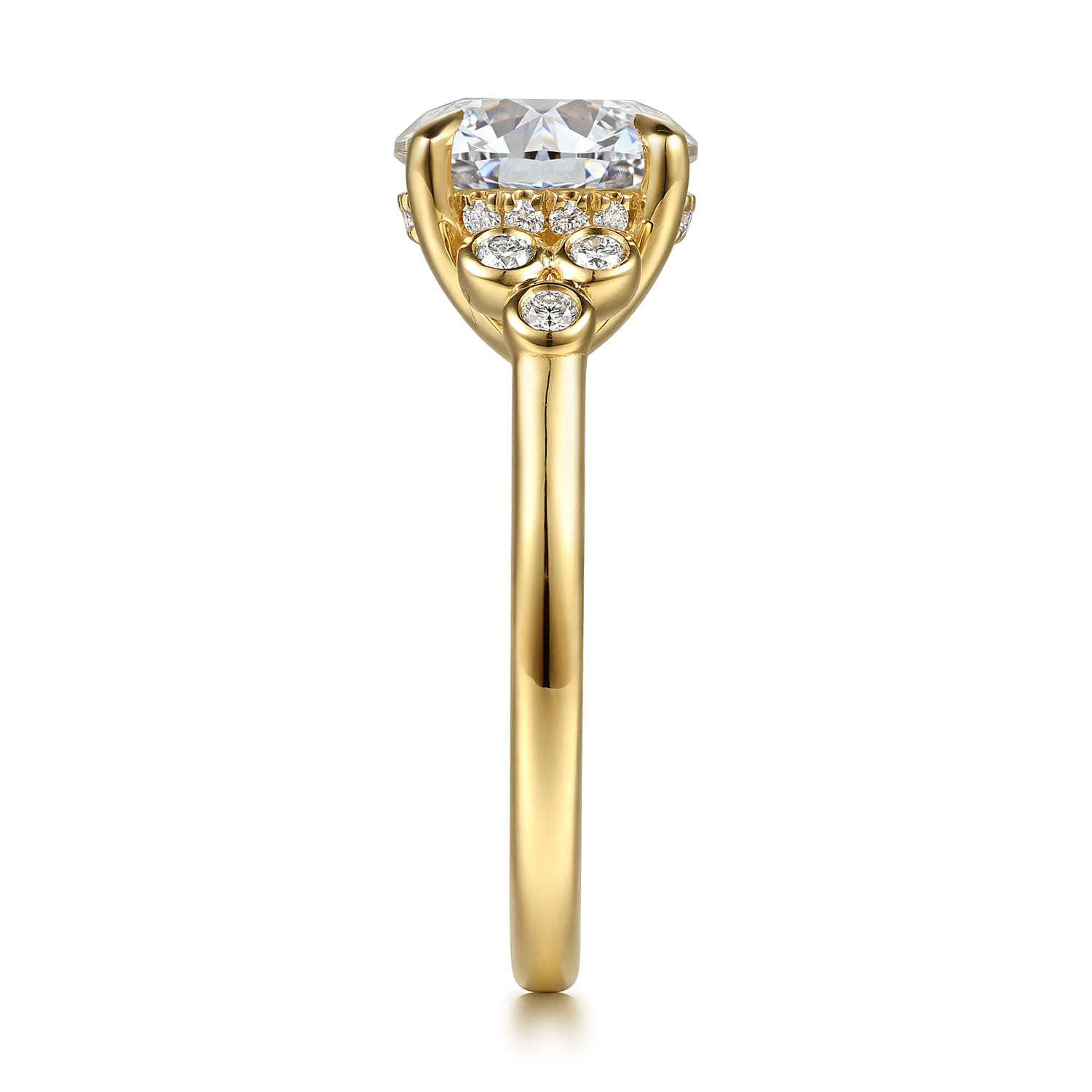 Round Diamond Engagement Ring in 14K Yellow Gold, photograph 5