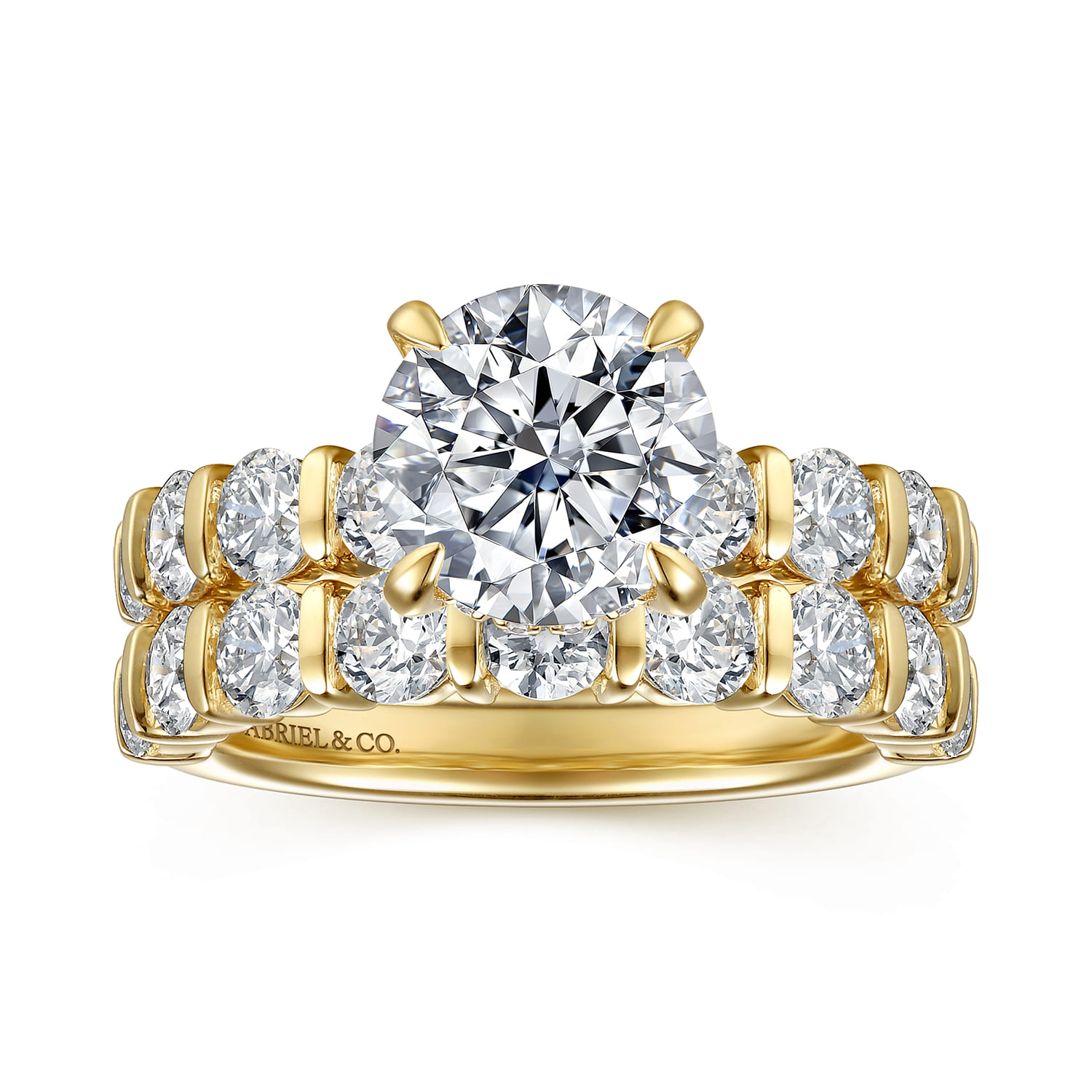 Round Diamond Engagement Ring in 14K Yellow Gold, photograph 4