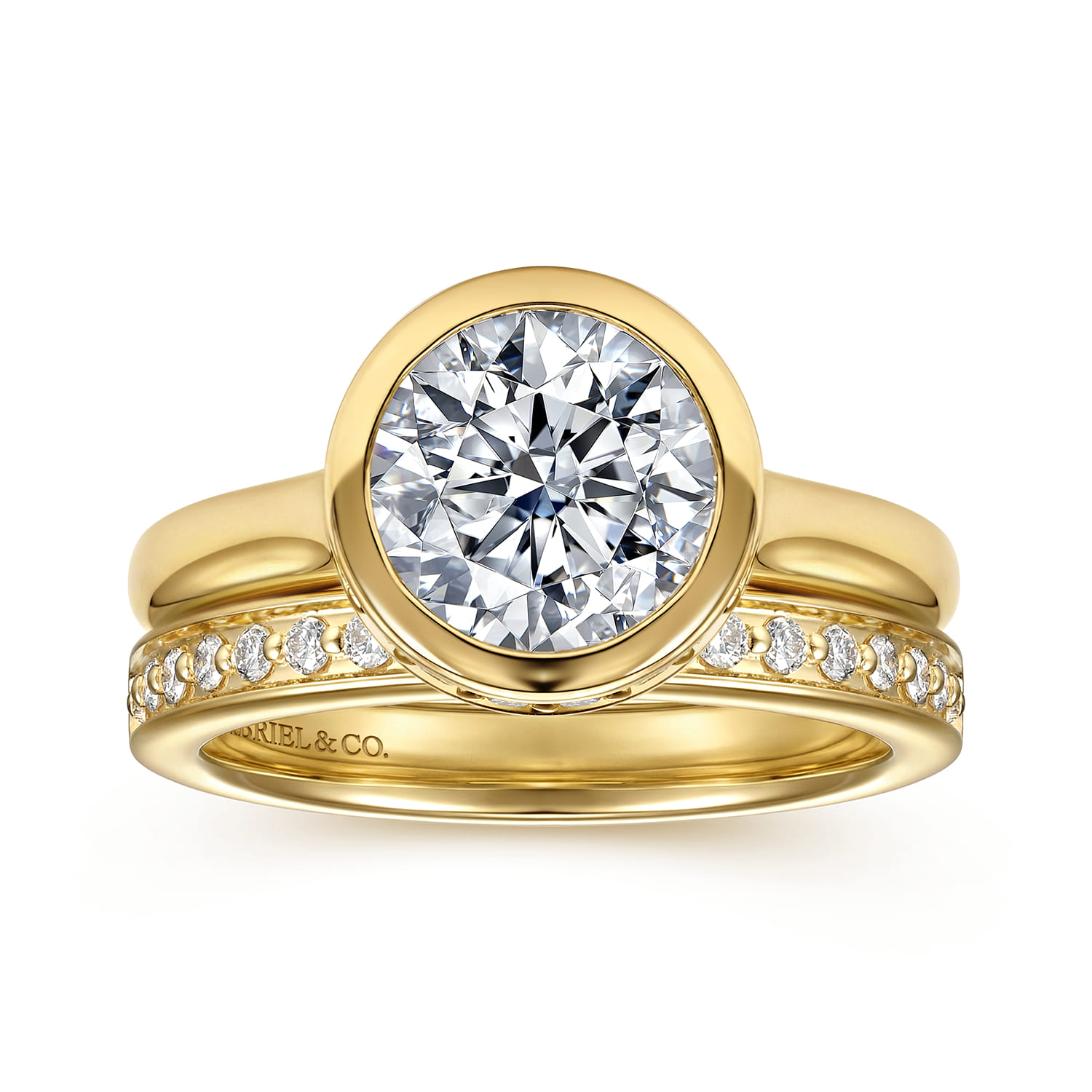 Round Hidden Halo Diamond Engagement Ring in 14K Yellow Gold, photograph 4