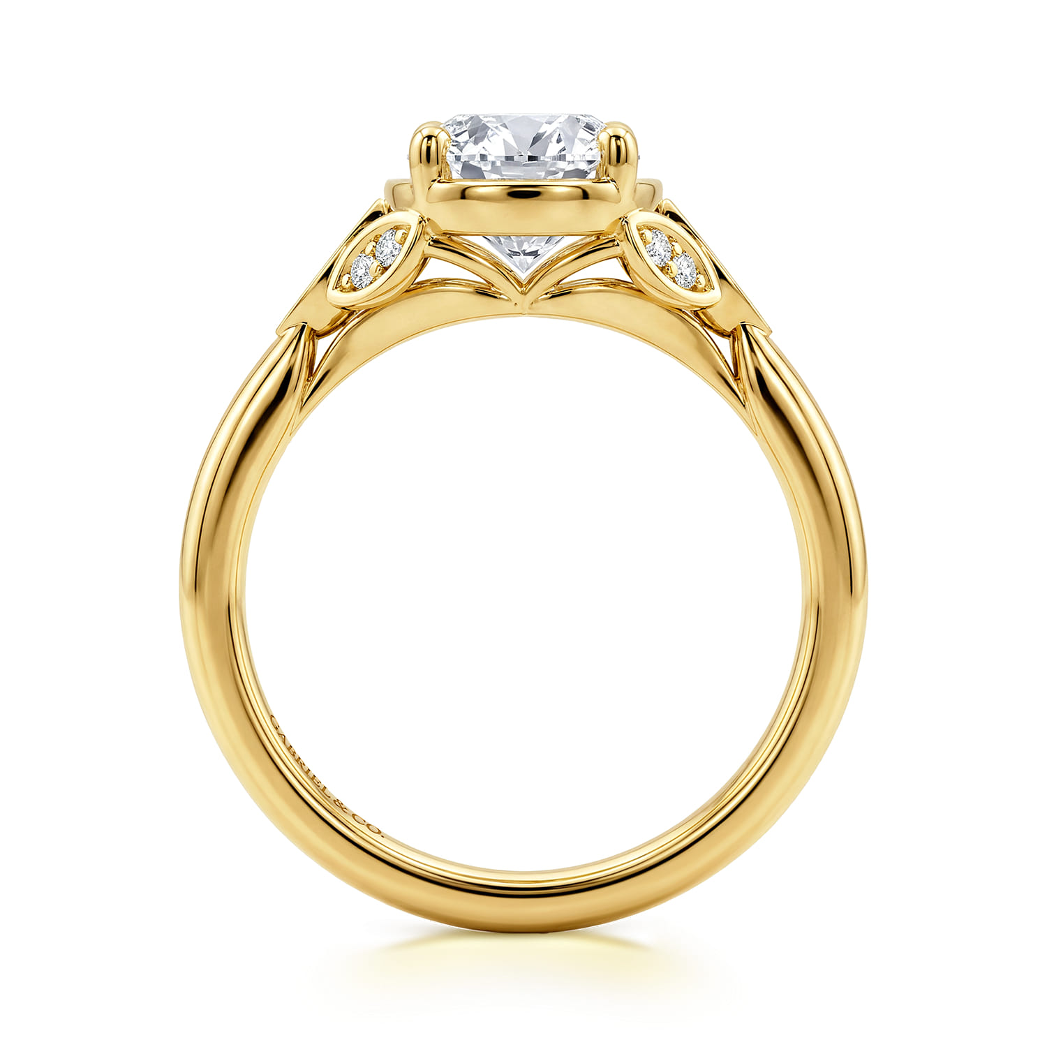 Oval Diamond Engagement Ring in 14K Yellow Gold, photograph 2