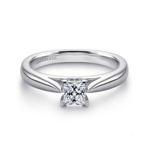 Polly - Princess Cut Diamond Engagement Ring in Platinum