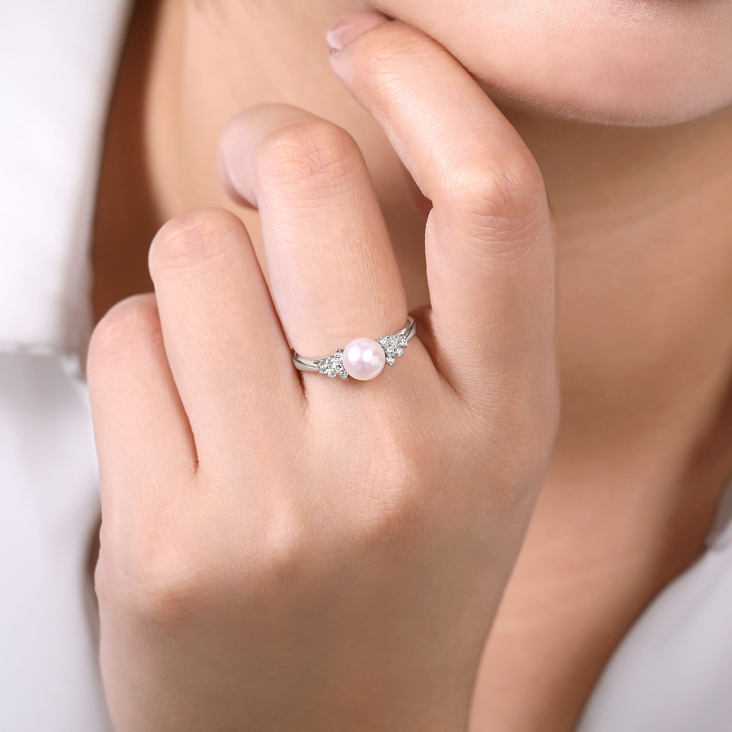 Classic Cultured Pearl Diamond Accented Stackable Ring in 14K White Gold, photograph 5