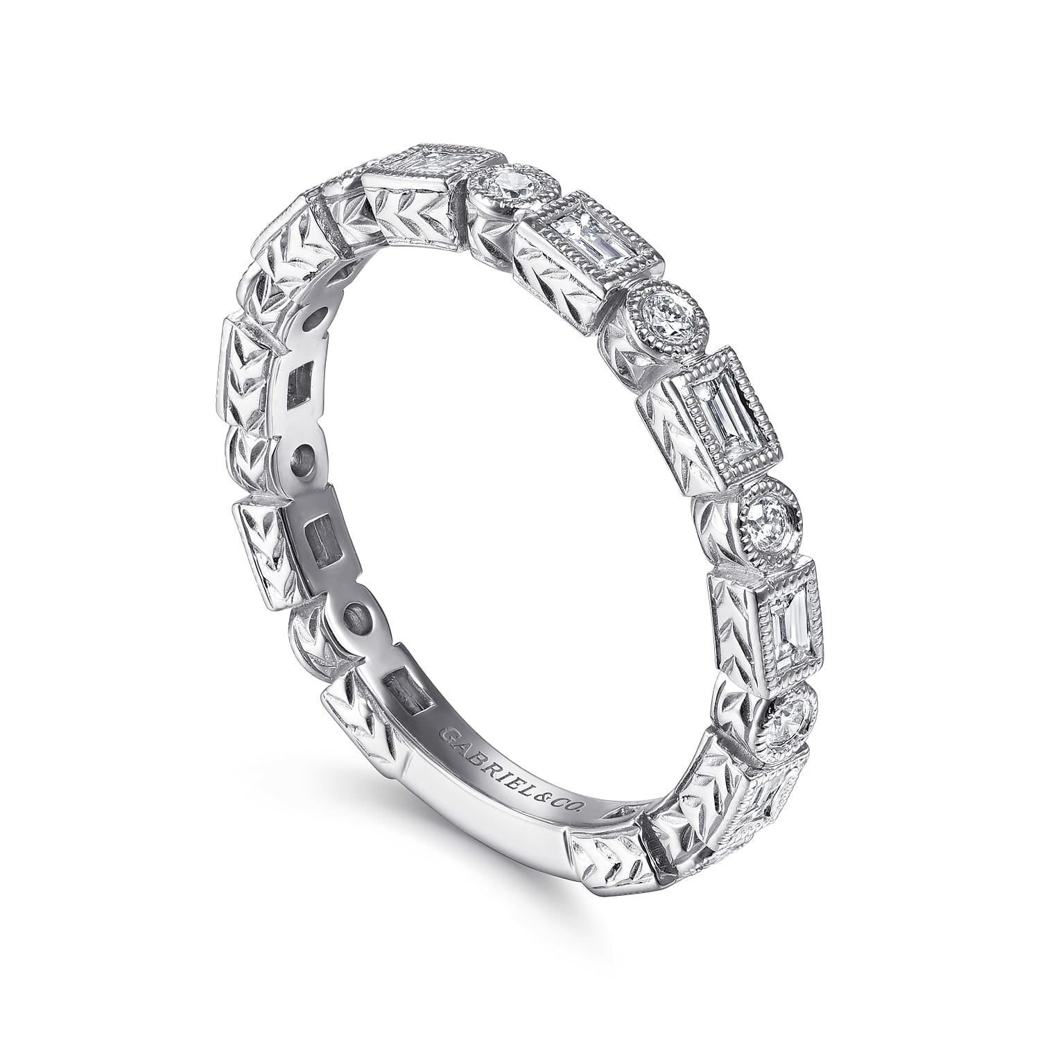 Baguette and Diamond Ring in 14K White Gold, photograph 3