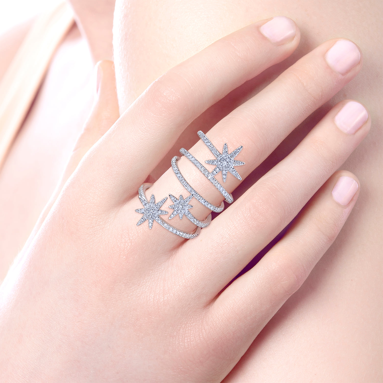 Wide Open Diamond Band and Star Station Statement Ring in 14K White Gold, photograph 5