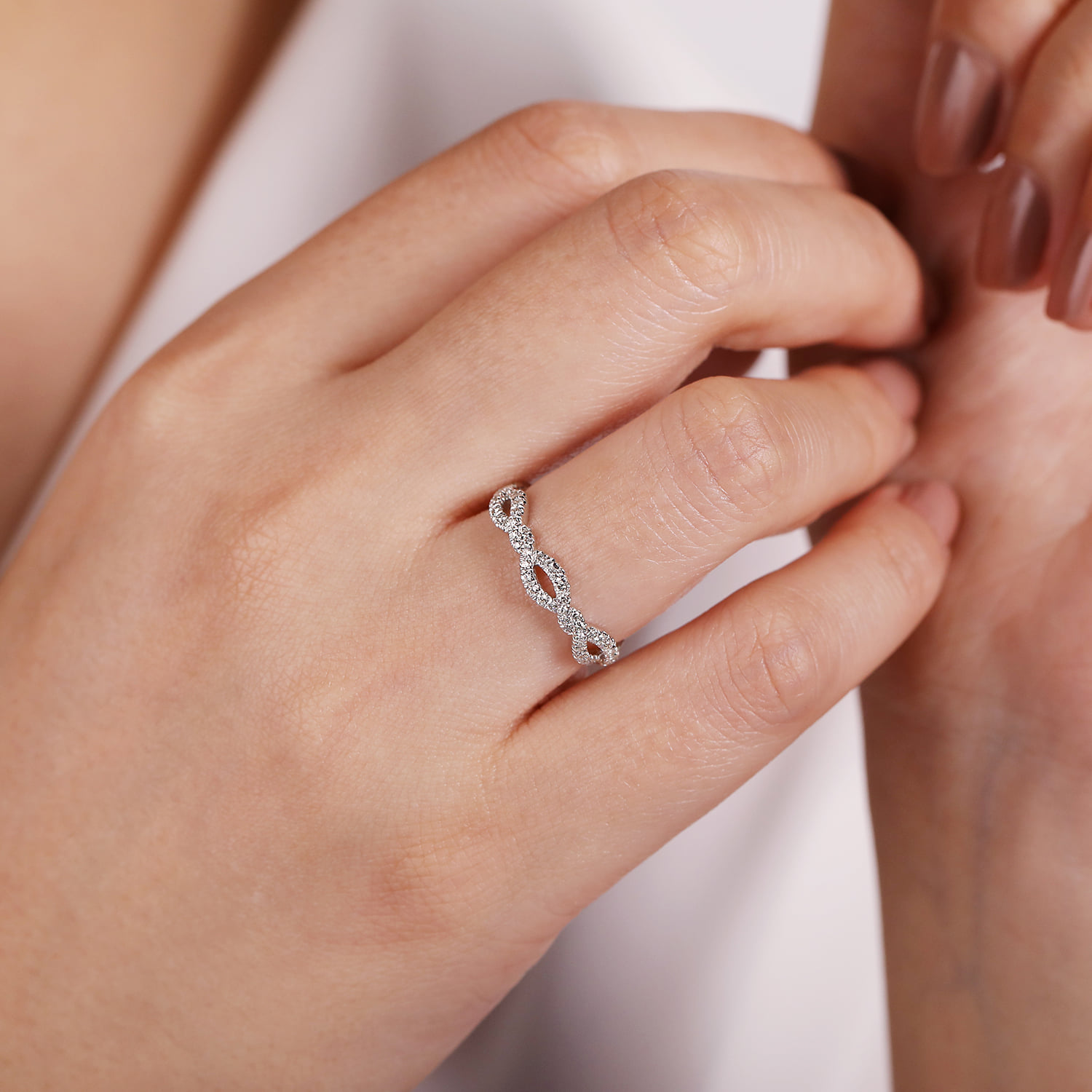 Twisted Pave Diamond Stackable Ring in 14K White Gold, photograph 5