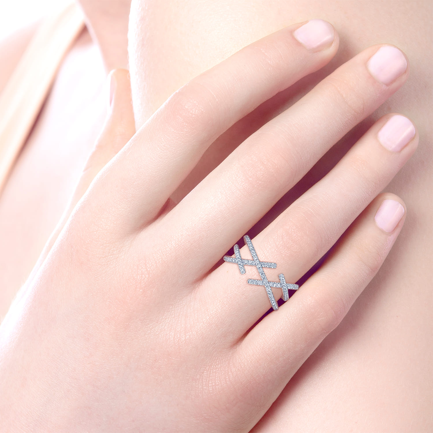Criss Cross Pave Diamond Ring in 14K White Gold, photograph 5