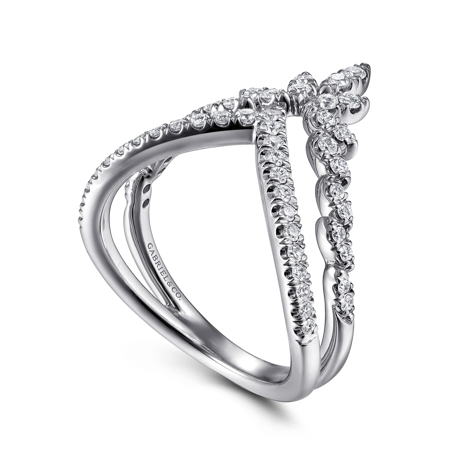 Diamond Chevron Ring in 14K White Gold, photograph 3