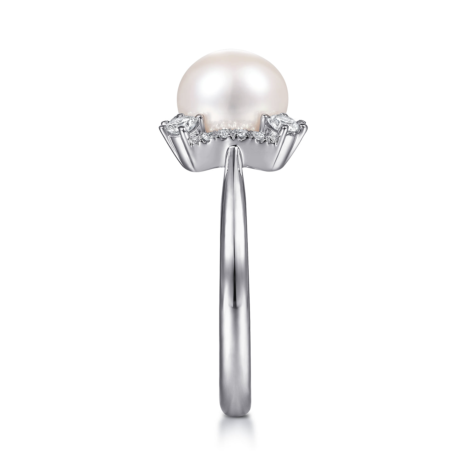 Pearl Ring with Diamond Halo in 14K White Gold, photograph 4