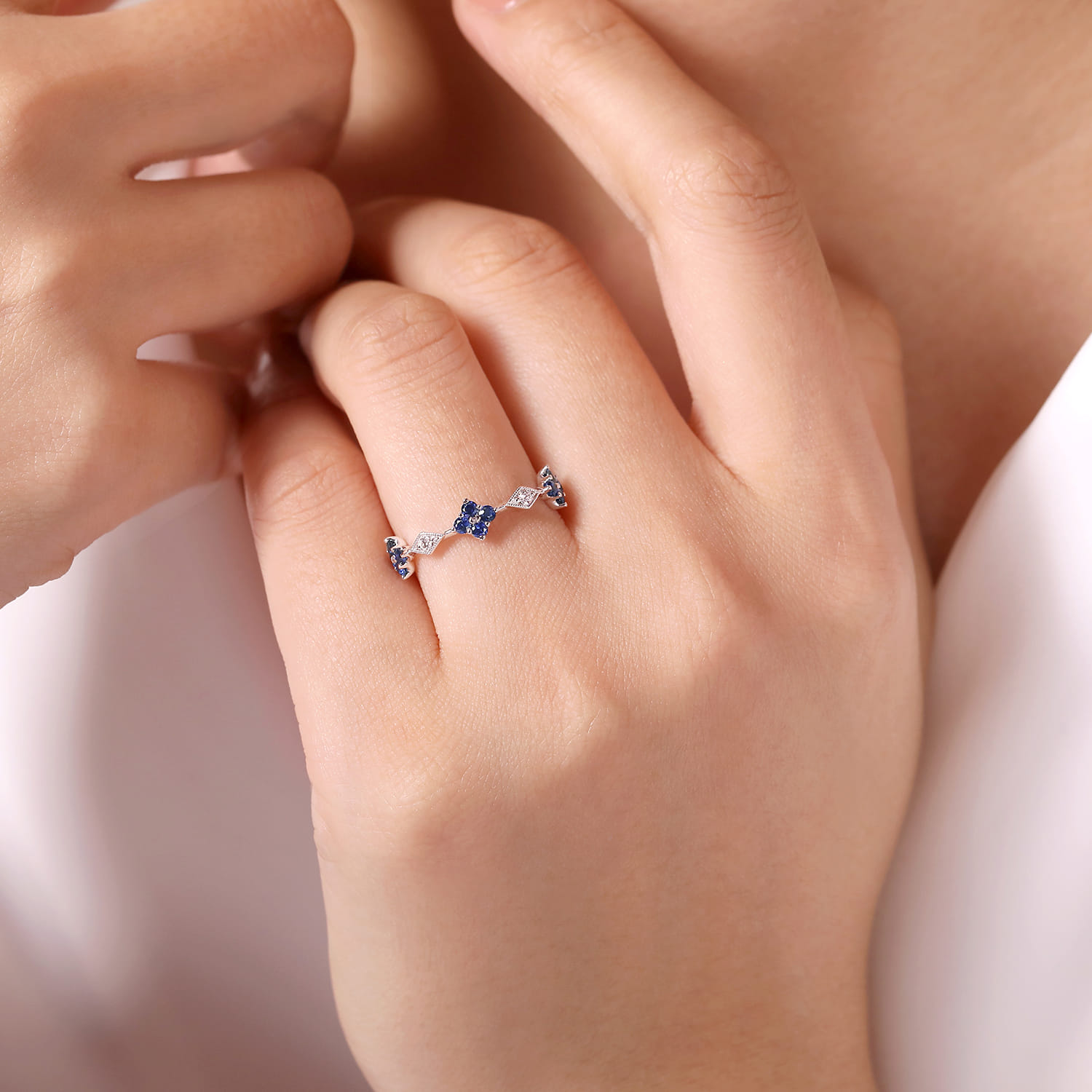 Sapphire Clover and Diamond Station Ring in 14K White Gold, photograph 5