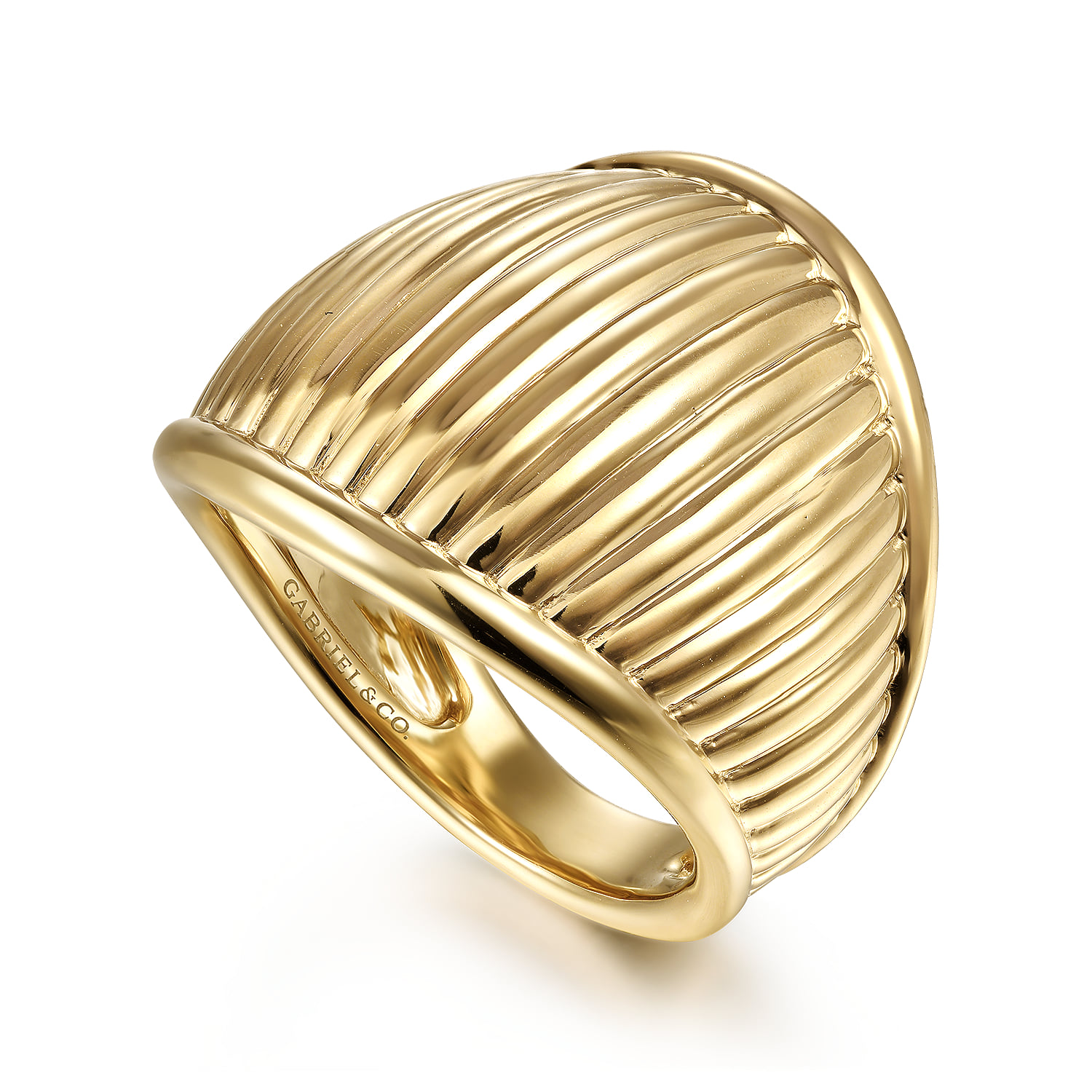 Vertical Line Cigar Puff Band in 14K Yellow Gold, photograph 2
