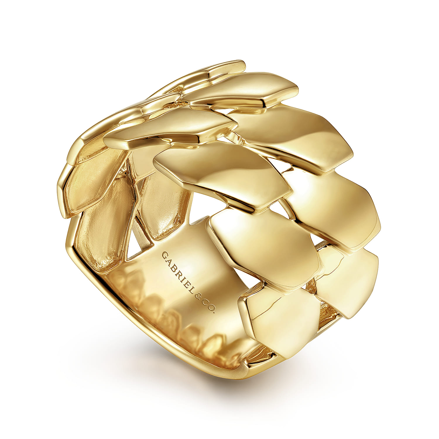 Geometric Pattern Wide Band Ring in 14K Yellow Gold, photograph 3