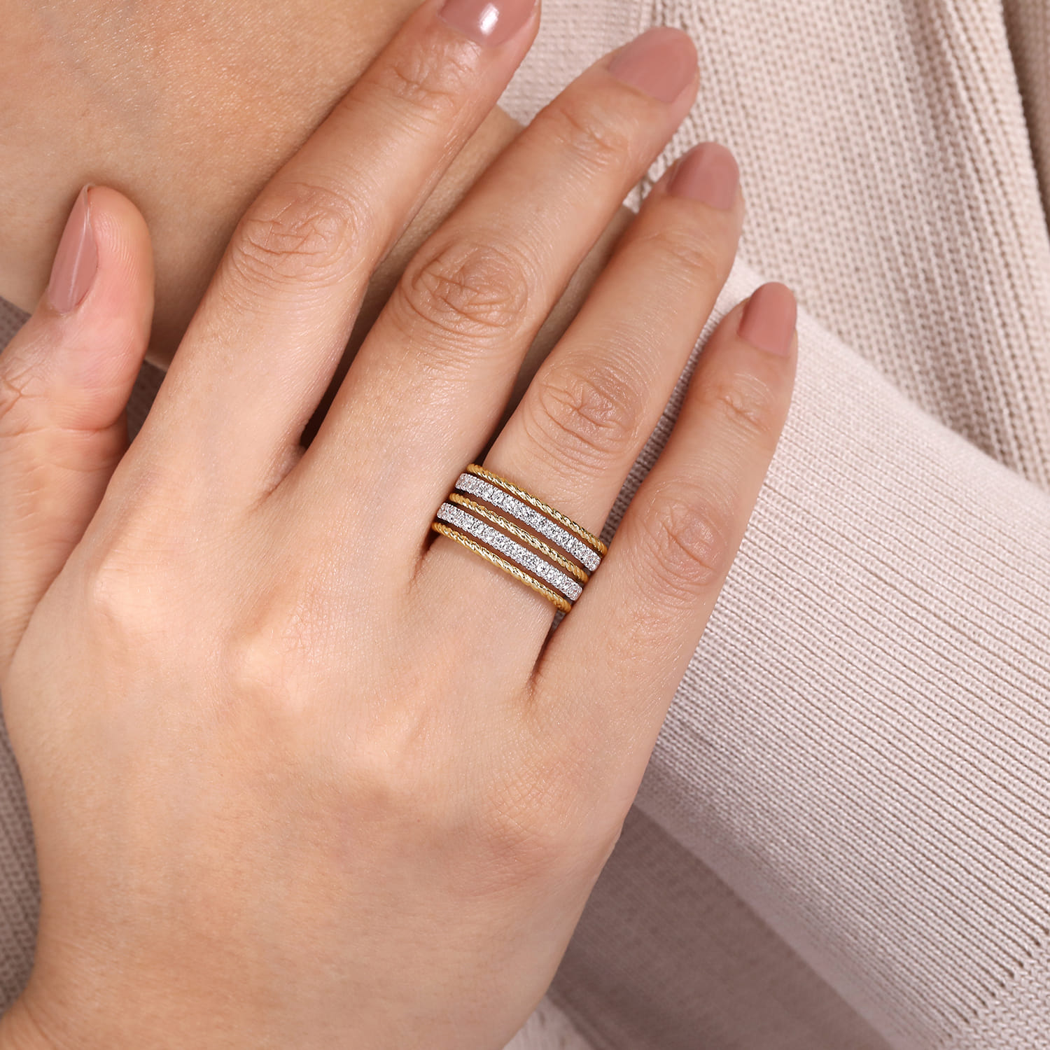 Twisted Rope and Diamond Ring in 14K White/Yellow Gold, photograph 5