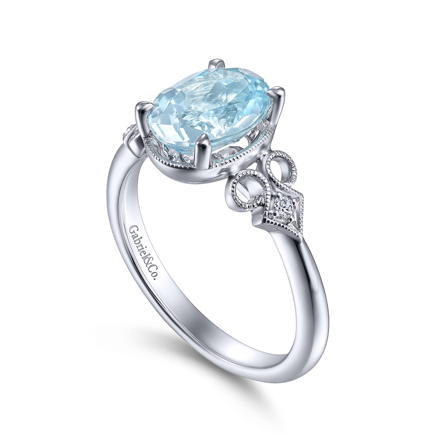 Vintage Diamond and Sky Blue Topaz Ring in 14K White Gold, photograph 3